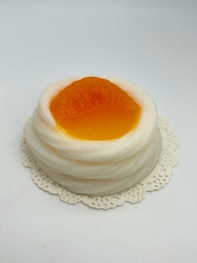 Pavlova cake.png
