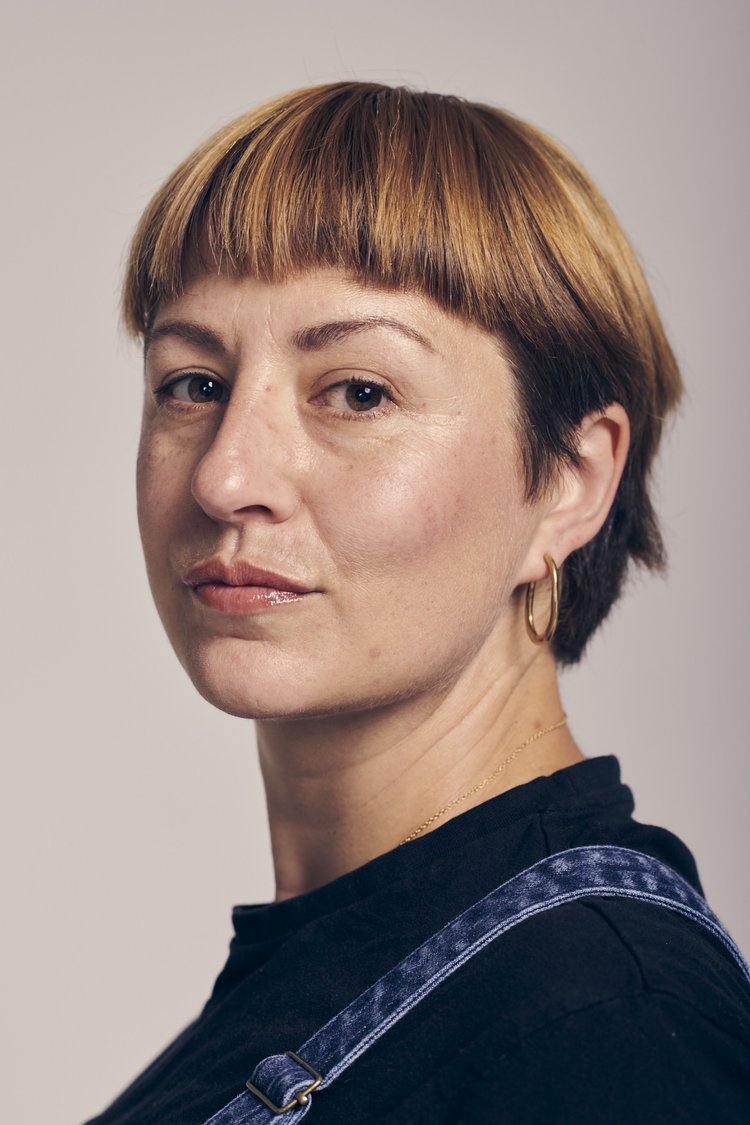 Elliotte Simian [Yoga Teacher]