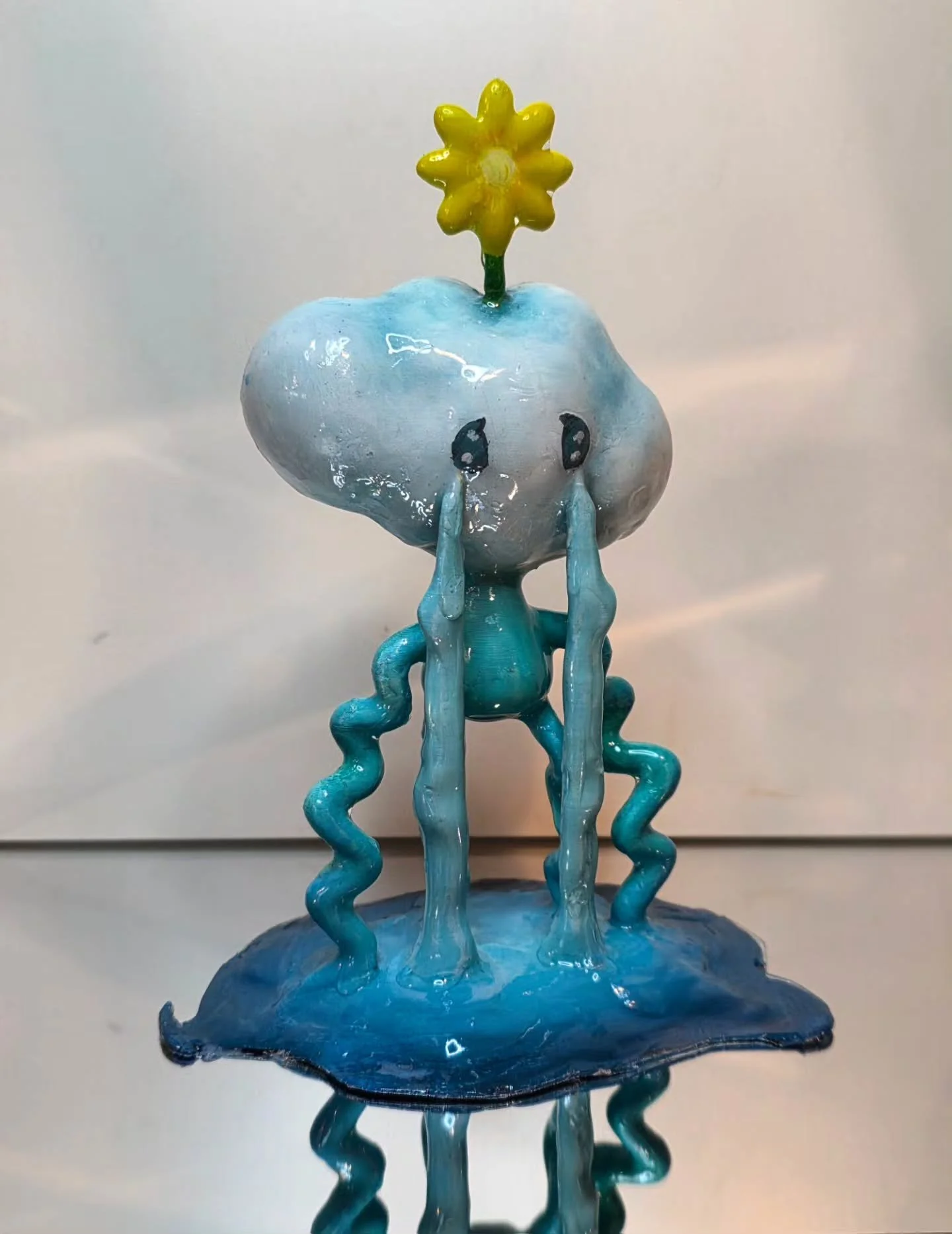 Meet Cry Baby Cloud ☁️💧
From it comes life, that&rsquo;s why there&rsquo;s a flower blooming from its head 🌼
This is the first 3D figure in a new series I&rsquo;m building around themes of nature, emotion, and soft, somber moods 🌧💭

More characte