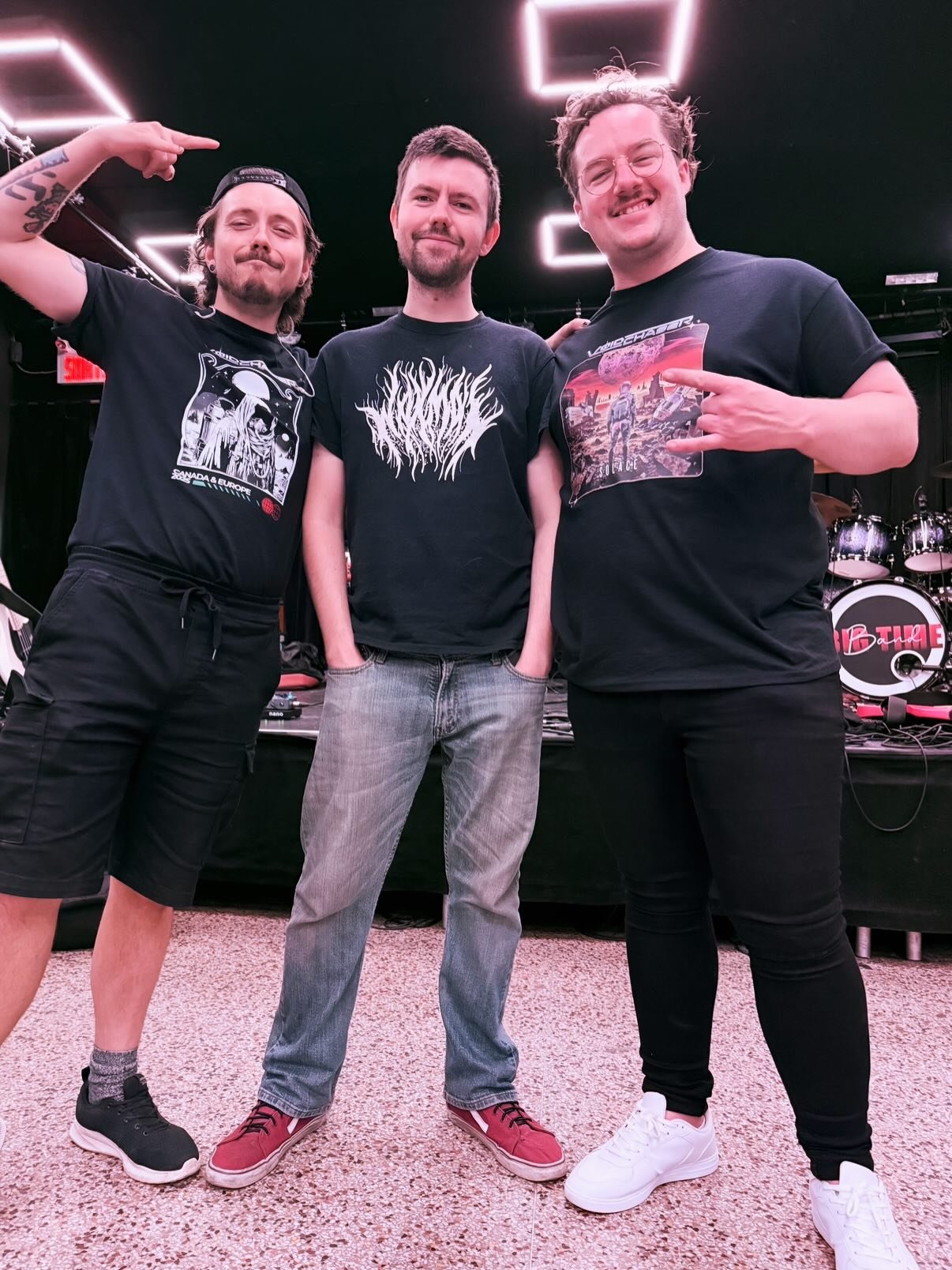 🚀 Here we were at our general rehearsal back in August, right before playing 12 shows across Canada and Europe during our Supersonic Tour!

Where would you like to see Voidchaser next year, and with which bands? 👀

📸 David Lizotte
📸 Josh Kirschne