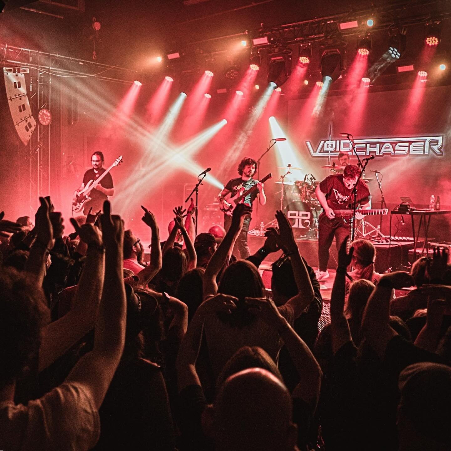 🔥 12 shows, 12 cities, 5 countries, 2 continents in 2025. Couldn&rsquo;t be more grateful for this year, and very excited for what&rsquo;s next... 👀

Also, give us a follow us on @bandsintown if you have an account! 
👍 bandsintown.com/a/15548188-v