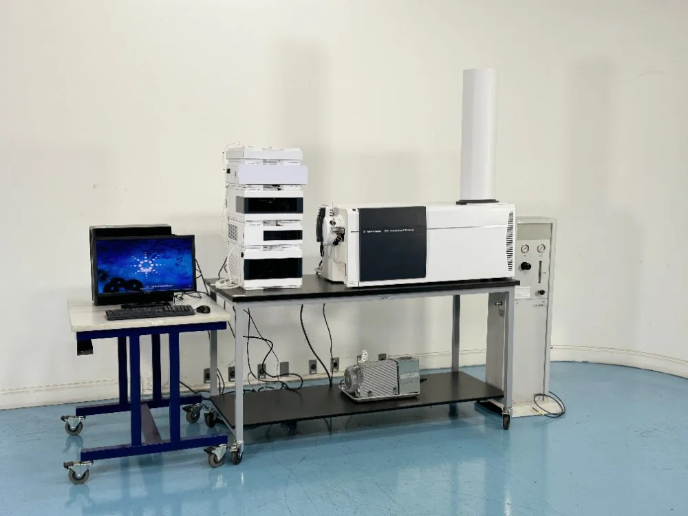 Agilent 1290 Infinity + 6530 Q-TOF LC/MS, w/ PC, Vac Pump, N2 Gen
