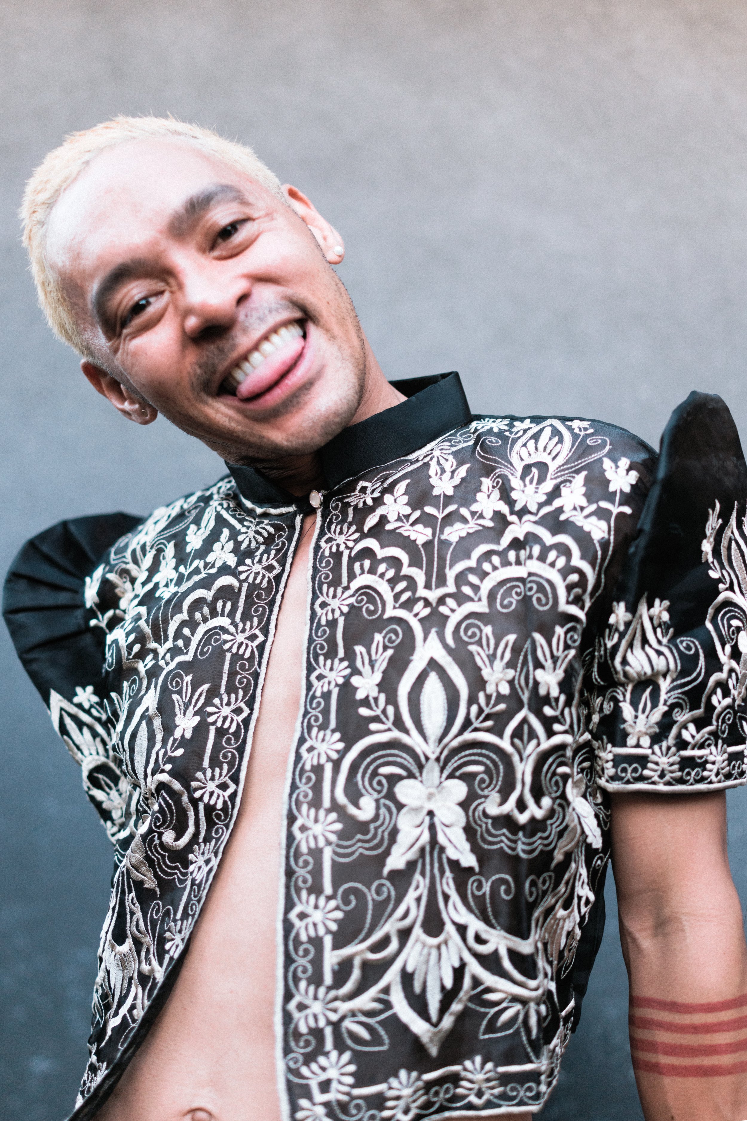manilasound-filipiana-1.jpg
