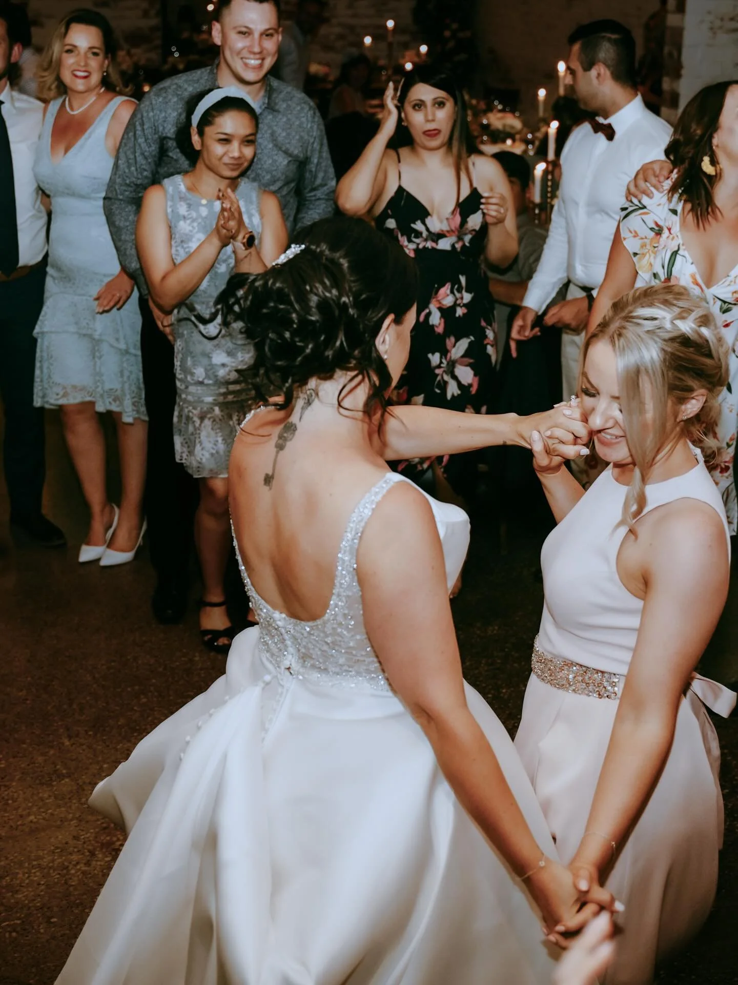 // Moments 📸

2025-2026 NOW OPEN
Big Day / Engagement photo / Prewedding⁠
⁠

#WeddingPhotography #melbournephotographer 
#MelbourneWeddingPhotographer #weddingphotographer #MelbourneWeddings  #weddingvibes  #EngagementPhotography #BridalShoot #Melbo