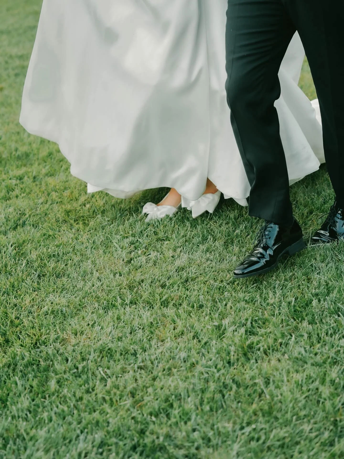 // We love all the elegant details 🤍

2025-2026 NOW OPEN
Big Day / Engagement photo / Prewedding⁠
⁠

#WeddingPhotography #weddingphotographer #MelbourneWeddings #WeddingsAustralia #sydneywedding