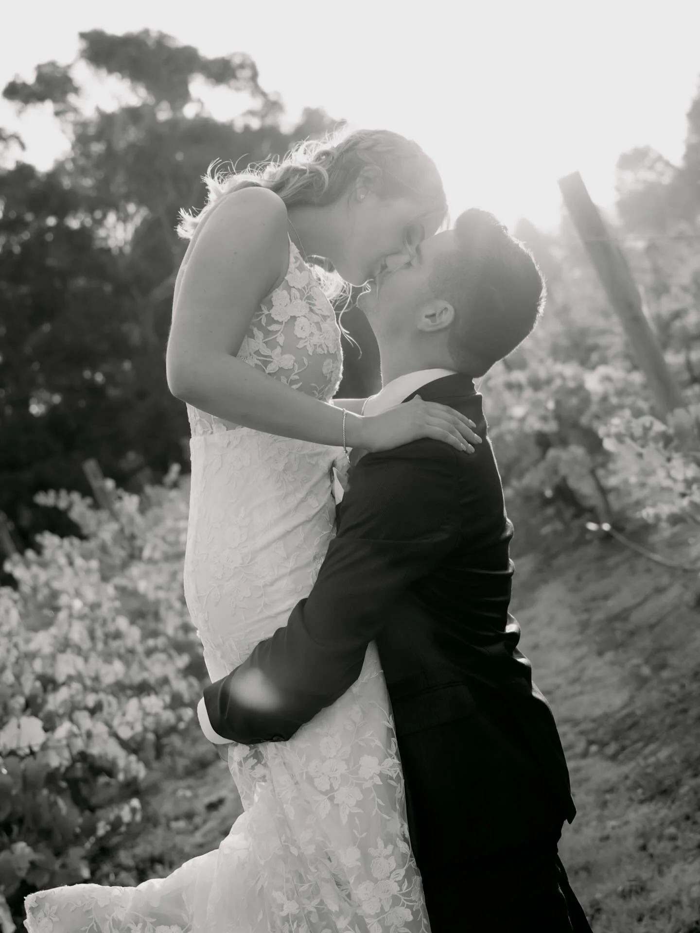 Adelle &amp; Nathan 🤍 Kiss &amp; Love

-

2026-27 NOW OPEN
Big Day / Engagement photo / Prewedding⁠

-

-
⁠

#WeddingPhotography #weddingphotographer #MelbourneWeddings #WeddingsAustralia #sydneywedding