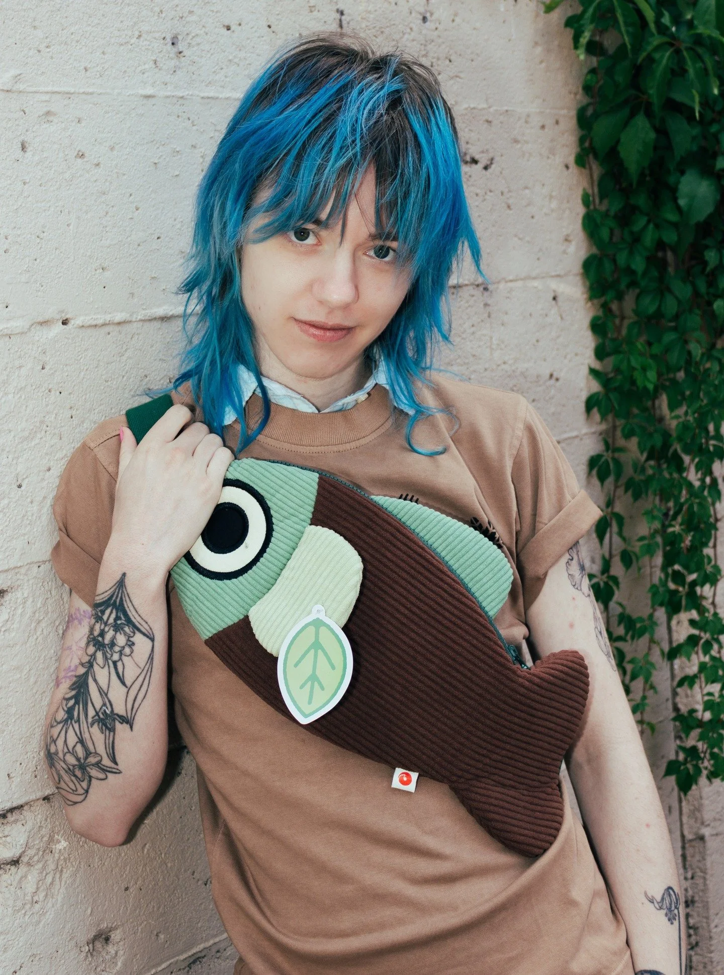 Fish bags are finally BACK and IN STOCK*!! (still waiting on Lavender / Sage but she is still available for preorder). 

Our wholesalers are kind of ravenous and have already snagged half of the stock (!) I ordered, and I'm gonna pull some for our ho