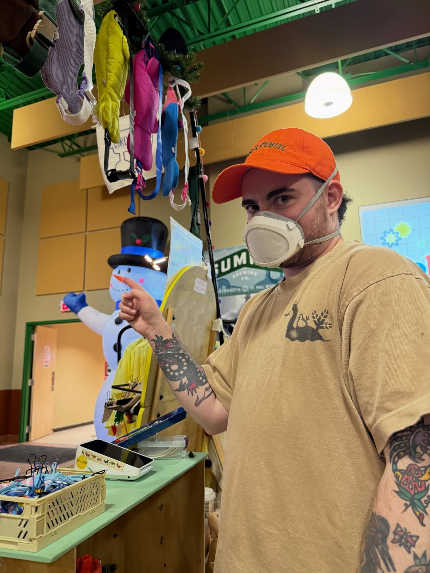 That&rsquo;s a wrap on markets for 2025! Thank you to the organizers of @queerholidaymarket for, once again, putting together this event and having us be a part of it. 

Reminder that tomorrow (Sunday the 14th) is our last day to shop online before w