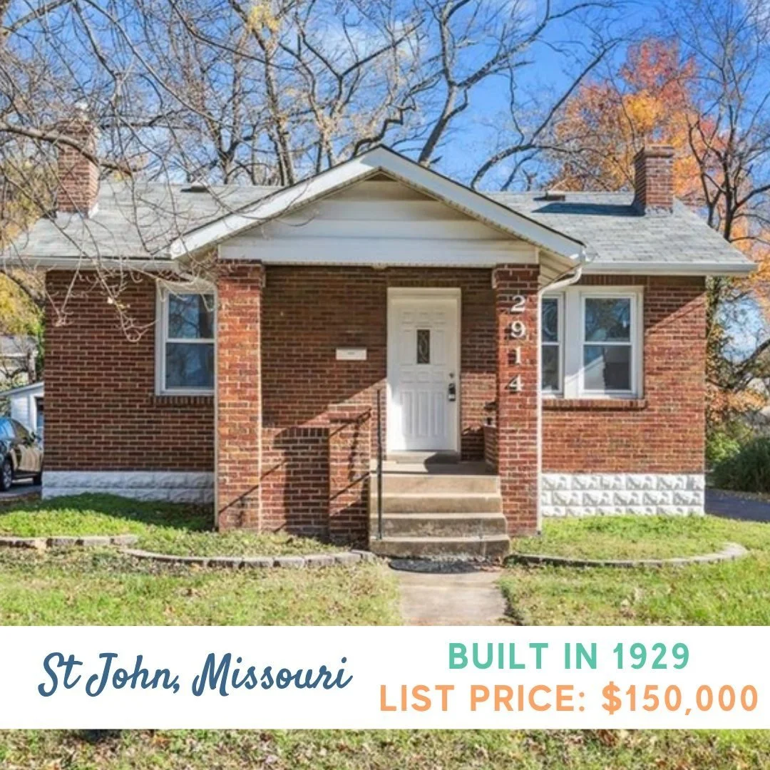 🏡 Is a home too small if it's yours? Small homes at small prices.✨ DM for full listing! ✨

📍 St John, Missouri
⏳ Built in 1929
🛏️ 2 bedrooms
🛁  1 bathrooms
🏡  871 sq ft
💵 $150,000

Listing courtesy of Linda Hyink, Coldwell Banker Realty - Gunda