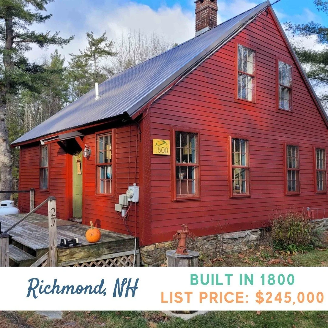 🏡 Is a home too small if it's yours? Small homes at small prices.✨ DM for full listing! ✨

📍 Richmond, New Hampshire
⏳ Built in 1800
🛏️ 2 bedrooms
🛁 1 bathrooms
🏡  996 sq ft
💵 $245,000

Listing courtesy of Fred Blais, Blais &amp; Associates, Re
