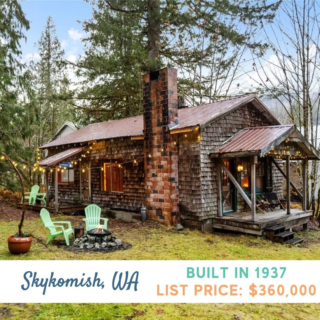 🏡 Is a home too small if it's yours? Small homes at small prices.✨ DM for full listing! ✨

📍 Skykomish, Washington
⏳ Built in 1937
🛏️ 2 bedrooms
🛁  1 bathrooms
🏡  720 sq ft
💵 $360,000

Listing courtesy of David Faigin, COMPASS

#TinyOldHomes
#T