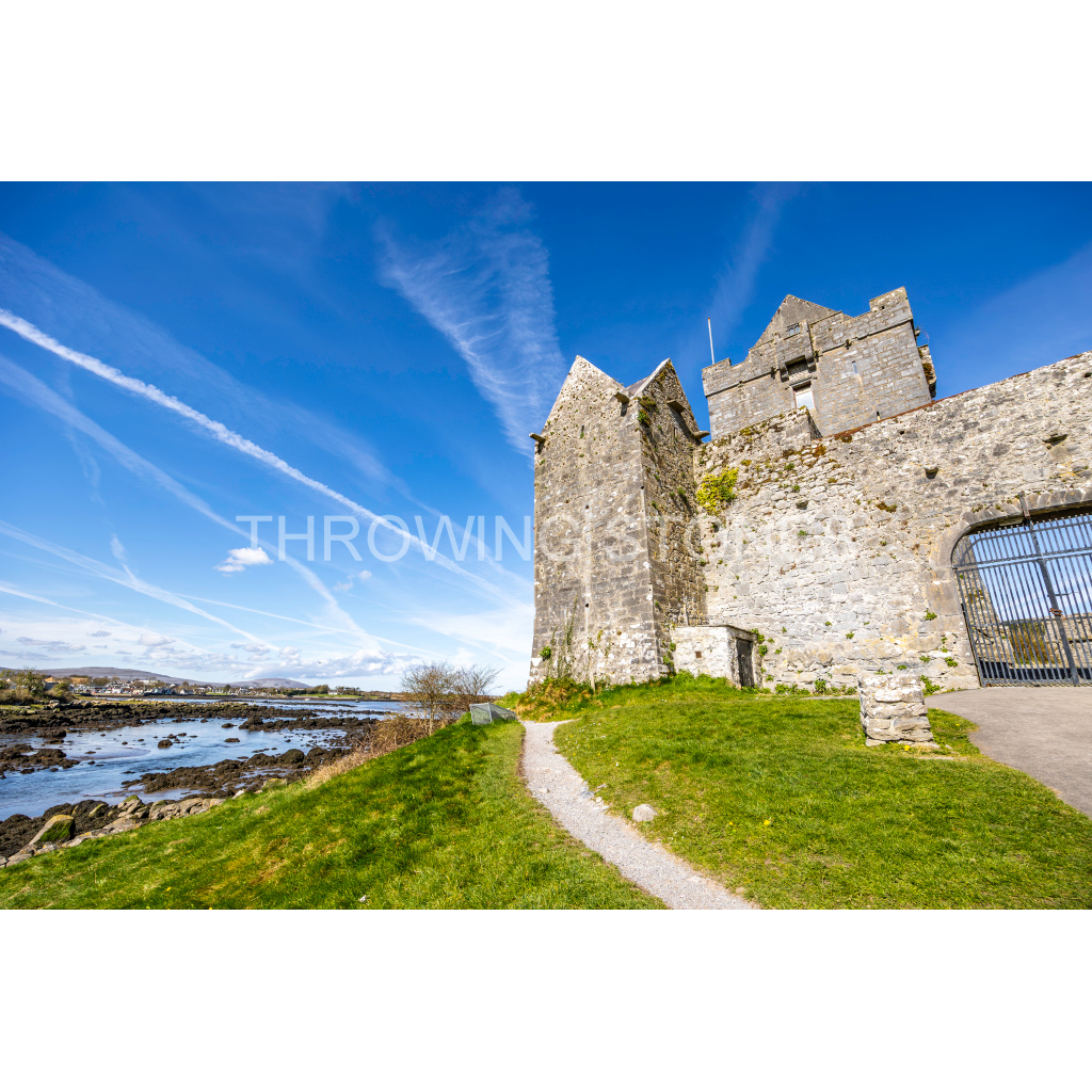 Dunguaire Castle