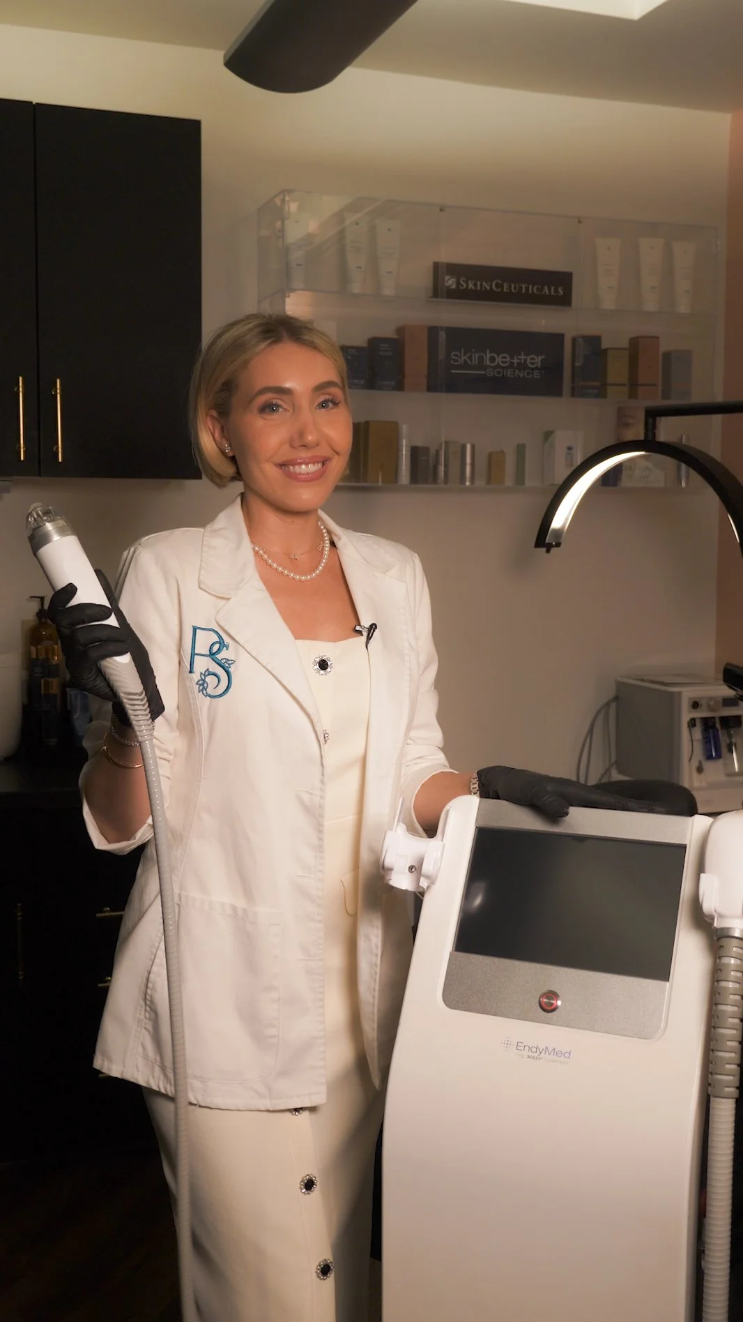 Why Everyone Is Talking About RF Microneedling