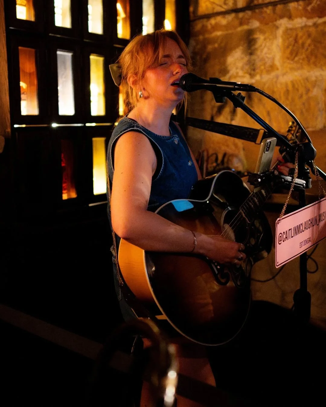 Live music, outstanding whiskey and a warm candlelit ambiance🥃✨

Experience the magic of The Doss House...