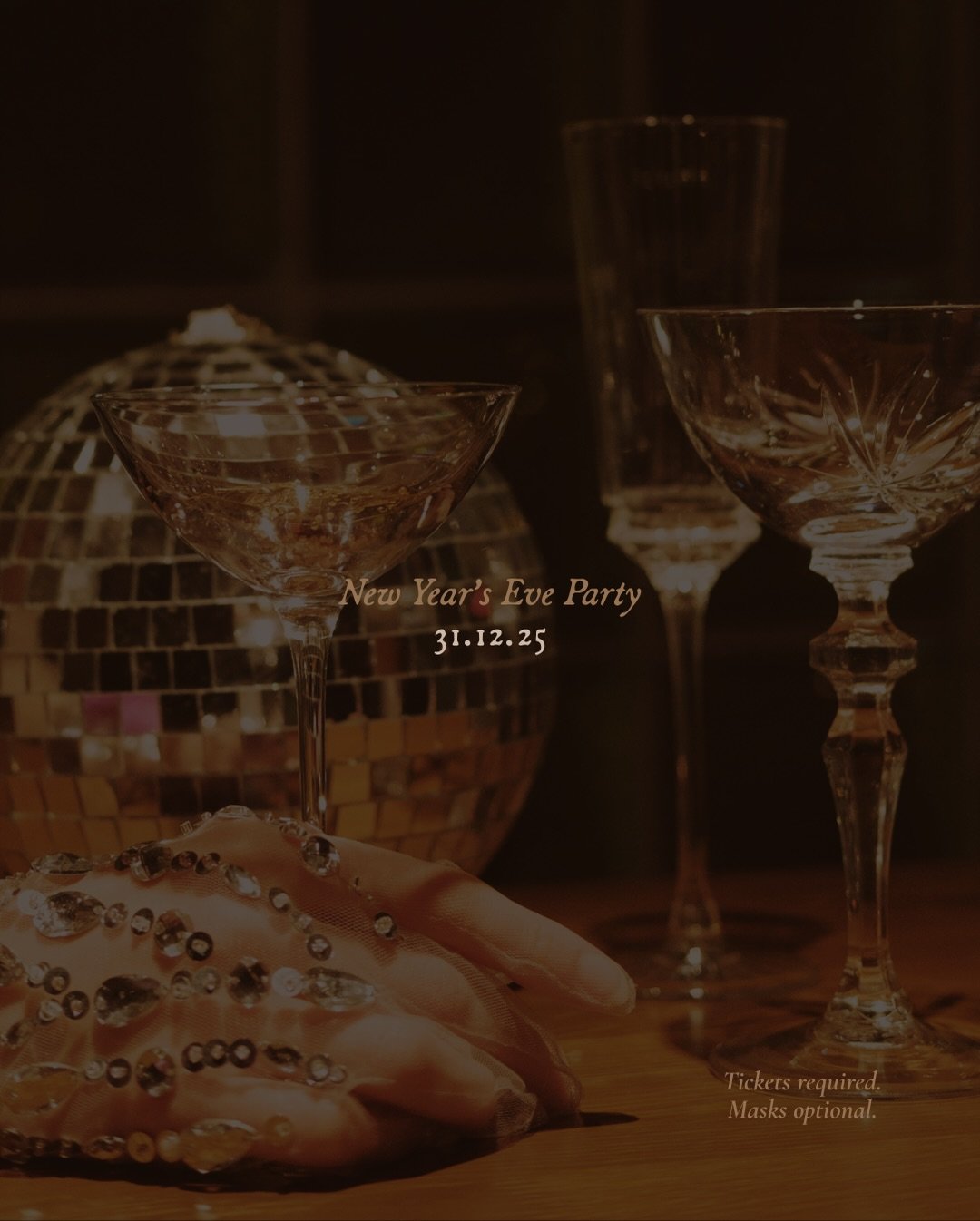 Join us and celebrate New Year&rsquo;s Eve The Doss House way 🎇

Candlelight, cocktails, live music, and the kind of atmosphere you won&rsquo;t find anywhere else in Sydney.

Your night includes a three-hour premium bottomless package from 7 to 10 p