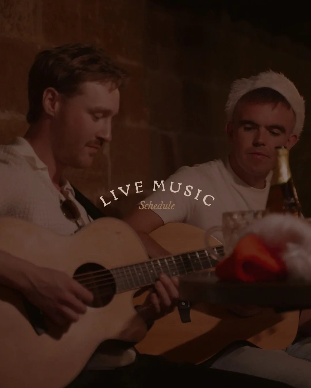 Your weekly dose of live tunes&hellip;🎶
Whiskey, warmth, and music, that&rsquo;s how we do it here at The Doss House 🥃