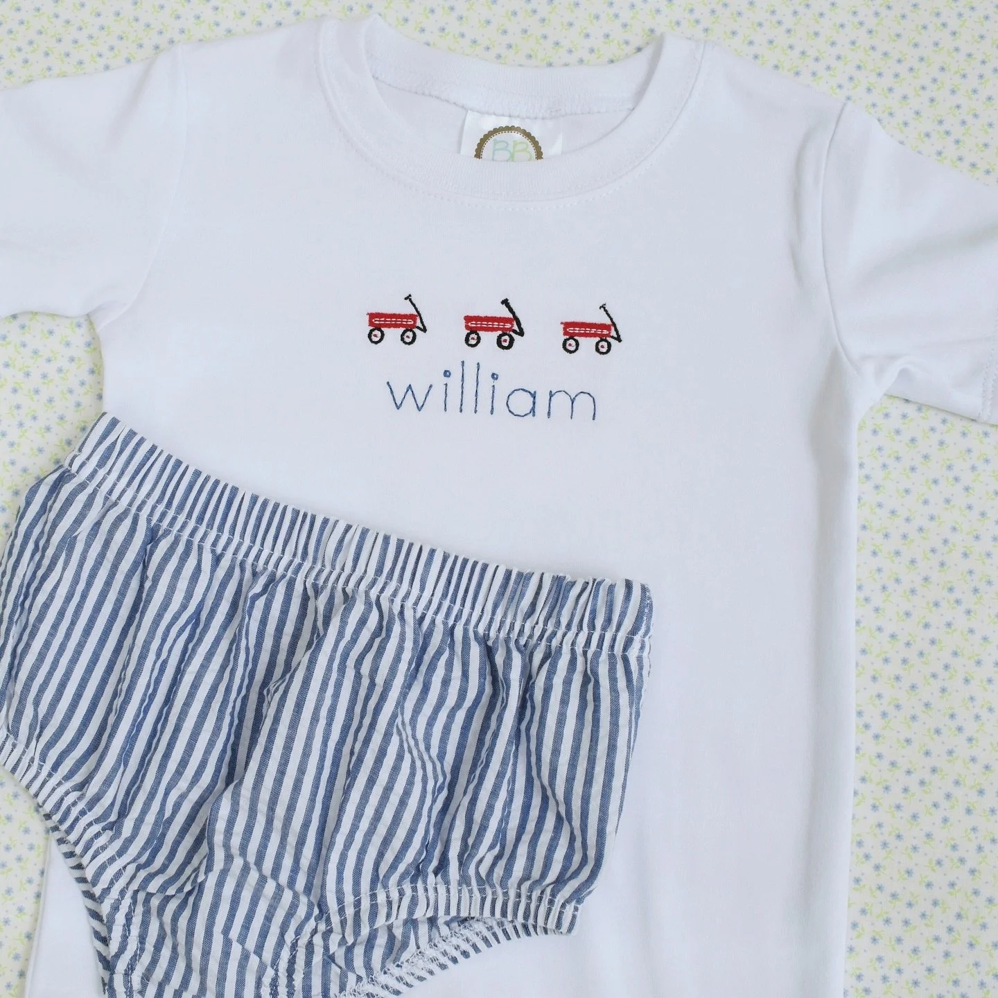 T-shirt and Bloomer Sets are a william+palmer favorite! There are so many ways to customize these ❤️