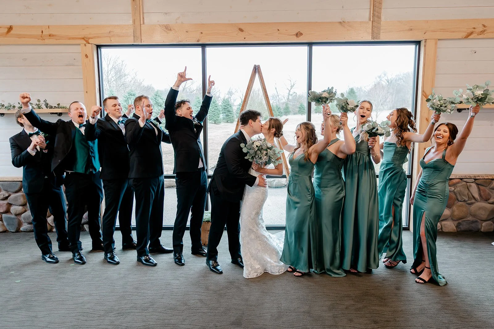 sydney + sam_s sneak peaks-34.jpg