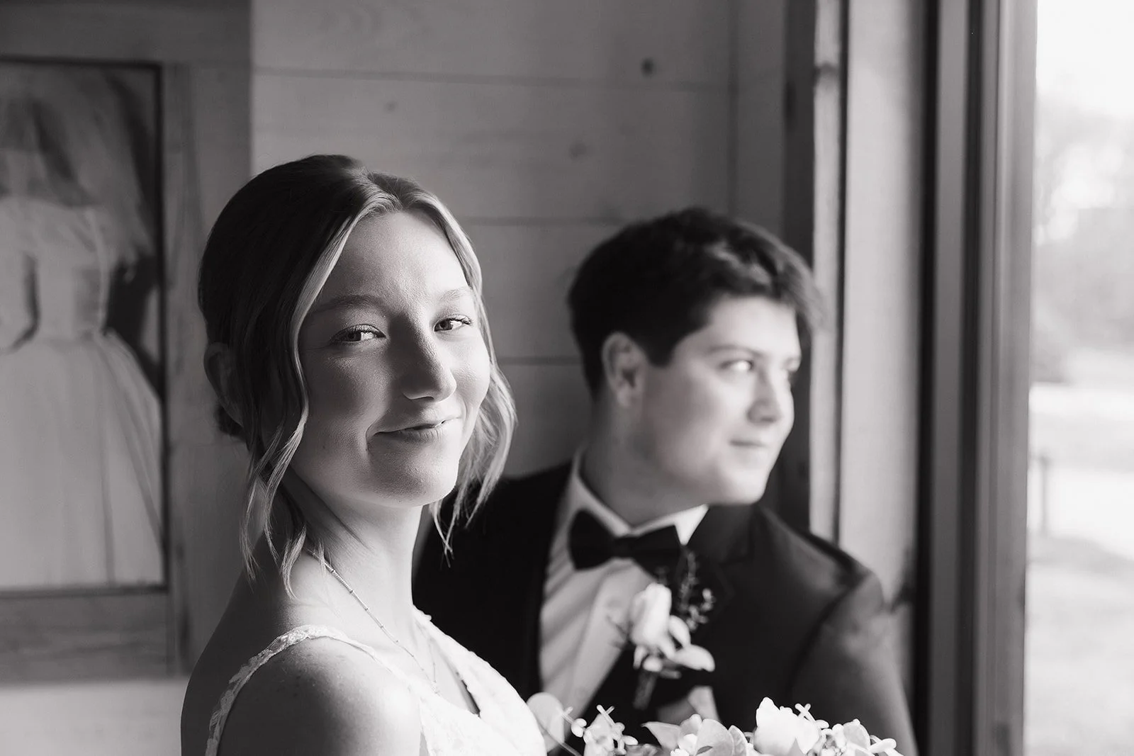 sydney + sam_s sneak peaks-38.jpg