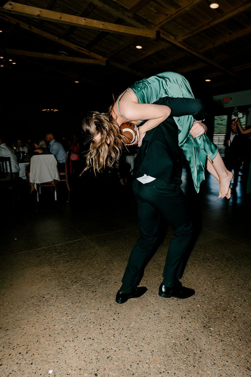 sydney + sam_s sneak peaks-43.jpg