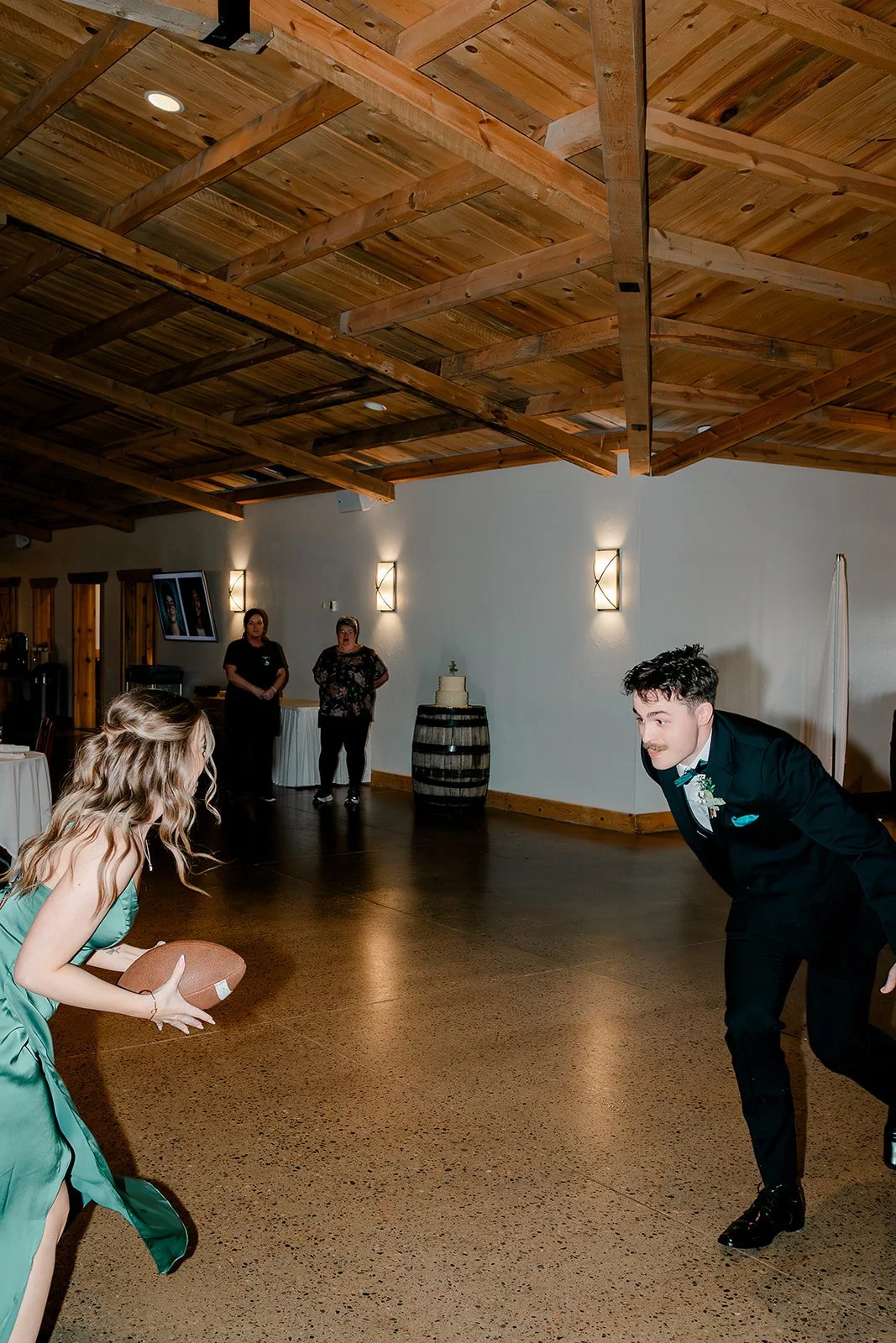 sydney + sam_s sneak peaks-44.jpg