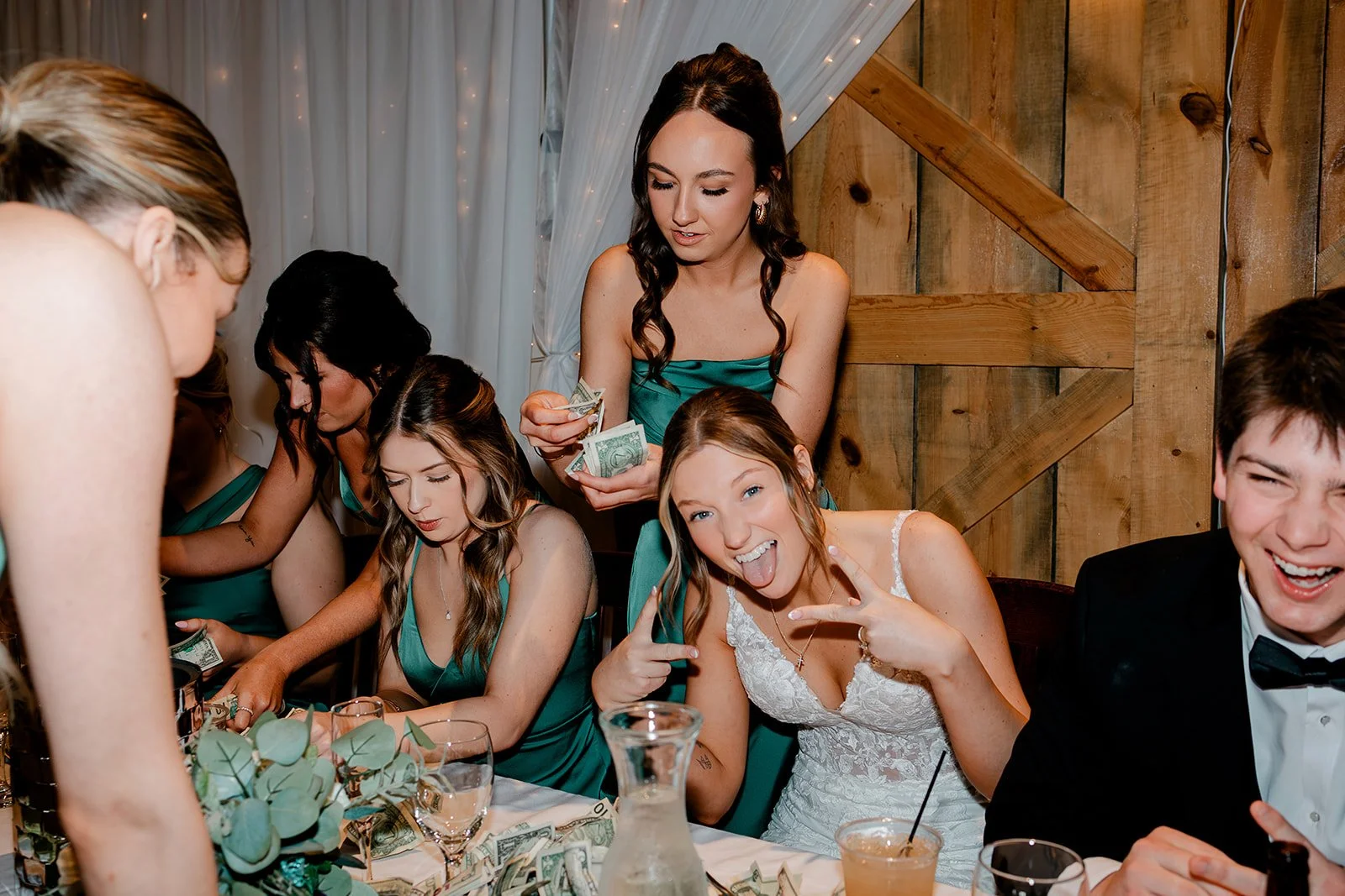 sydney + sam_s sneak peaks-48.jpg