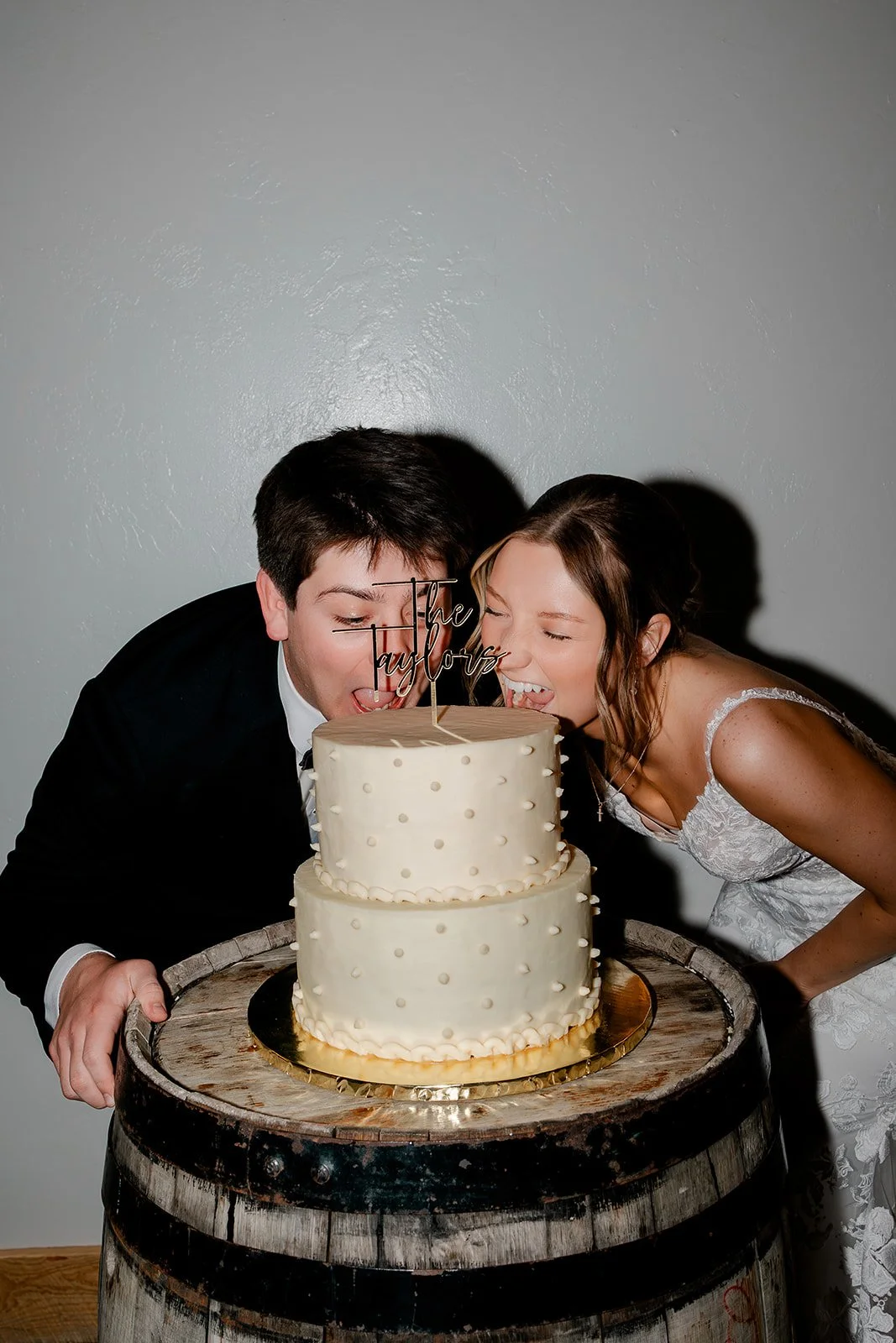 sydney + sam_s sneak peaks-49.jpg