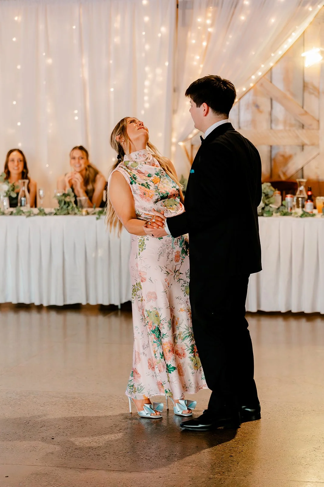 sydney + sam_s sneak peaks-59.jpg