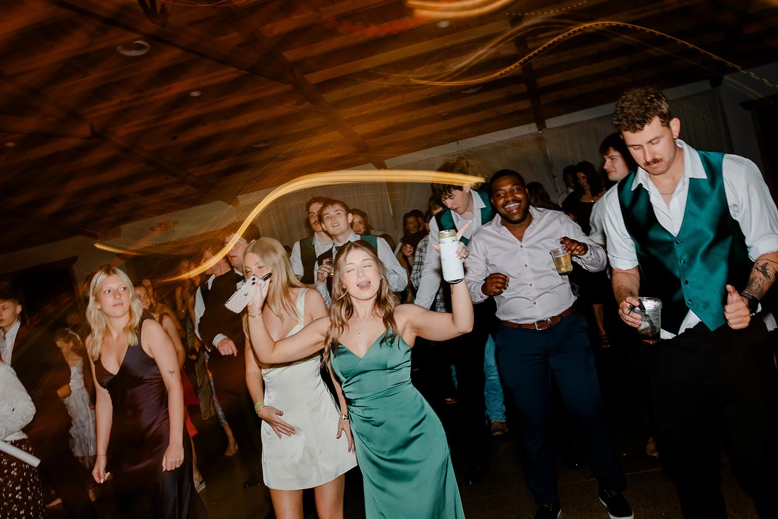 sydney + sam_s sneak peaks-77.jpg