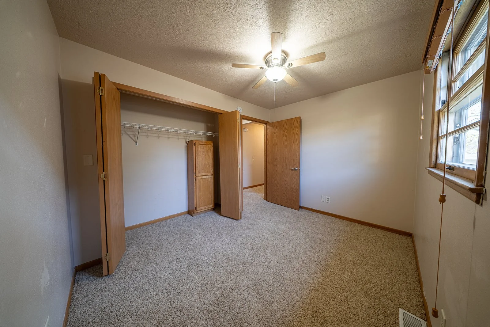 2405 w 28th street-1.jpg