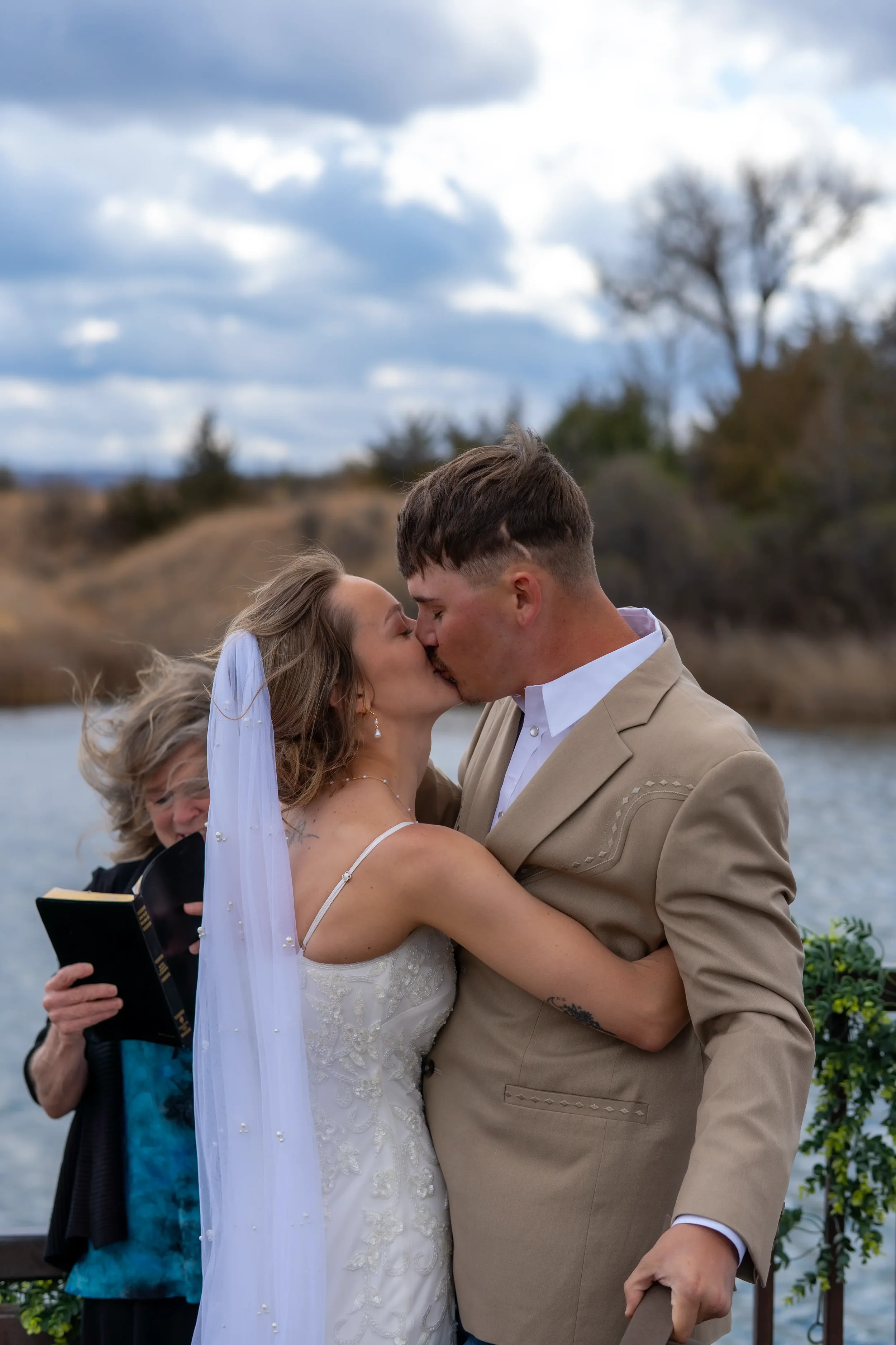 black-hills-wedding-elopment-photographer-bride-portrait-natural-light-116.webp