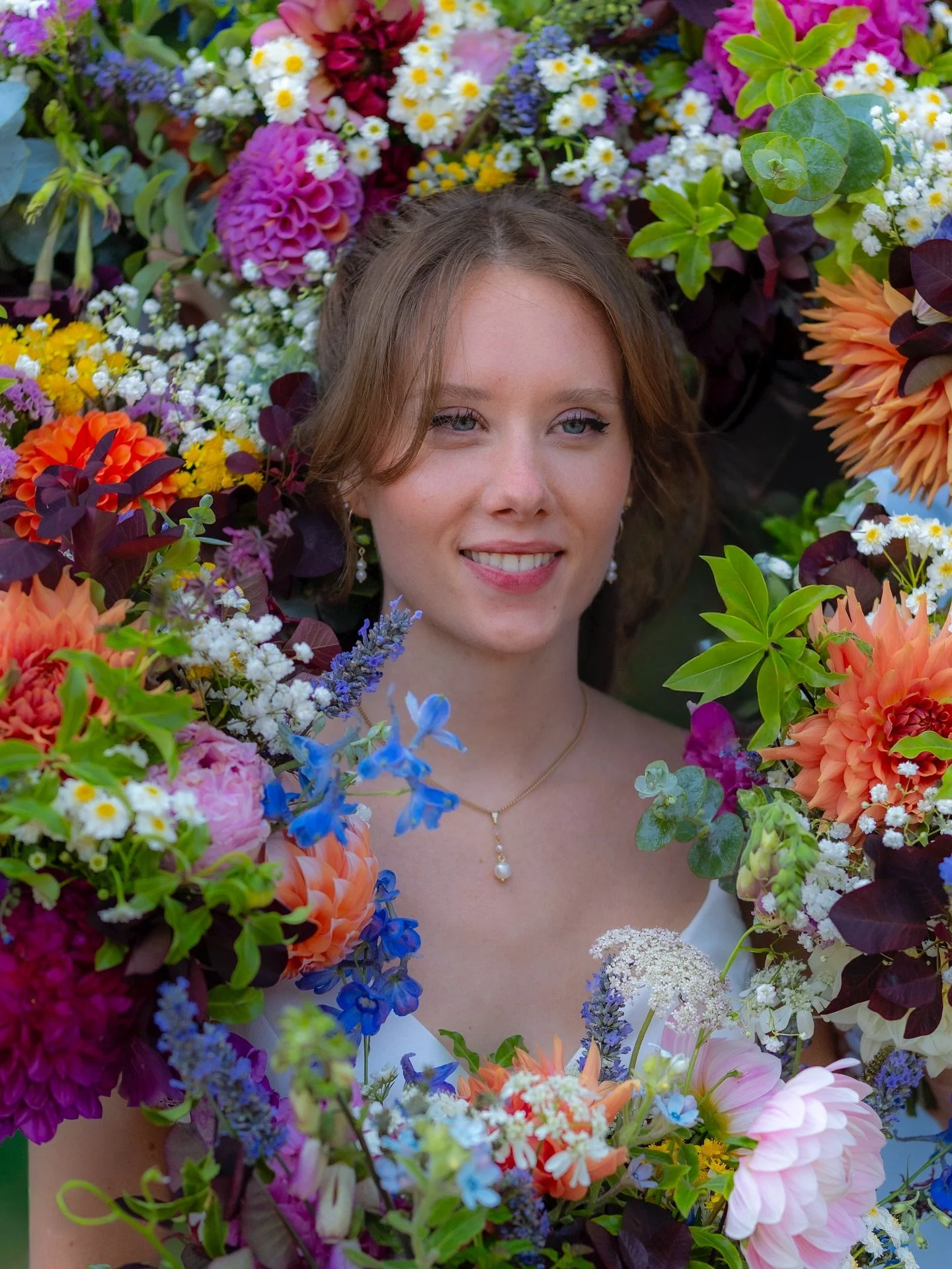 A day full of love, laughter, and unforgettable moments. Cheers to Chris and Hope

#weddingportraits #capturedinlove