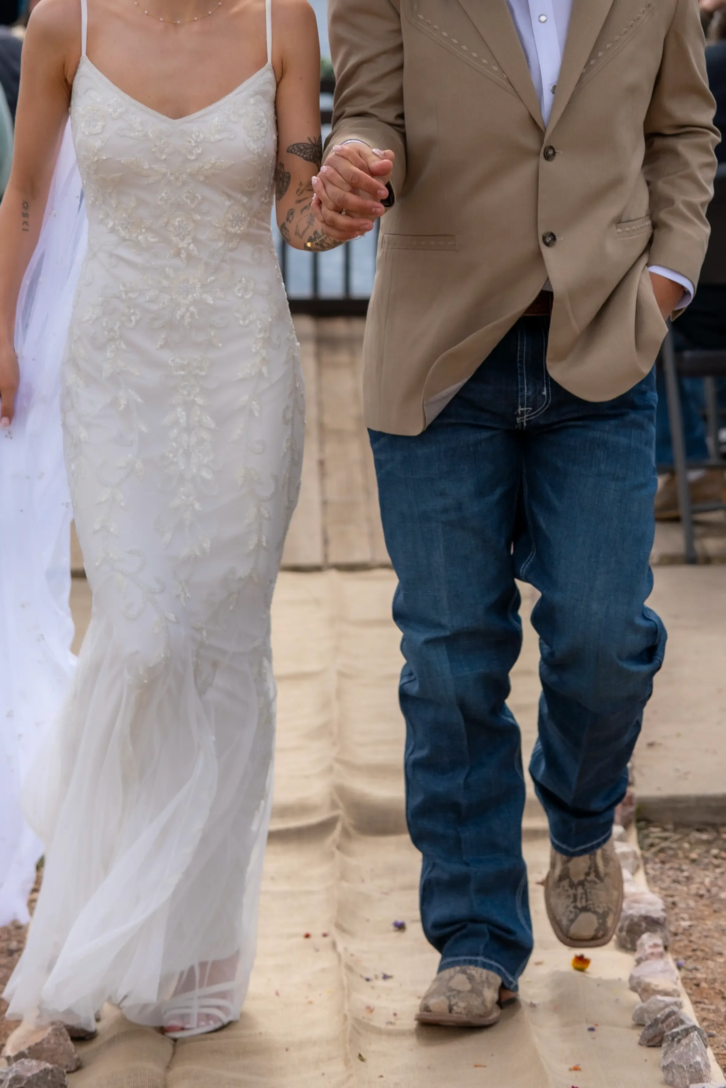 black-hills-wedding-elopment-photographer-bride-portrait-natural-light-125.webp