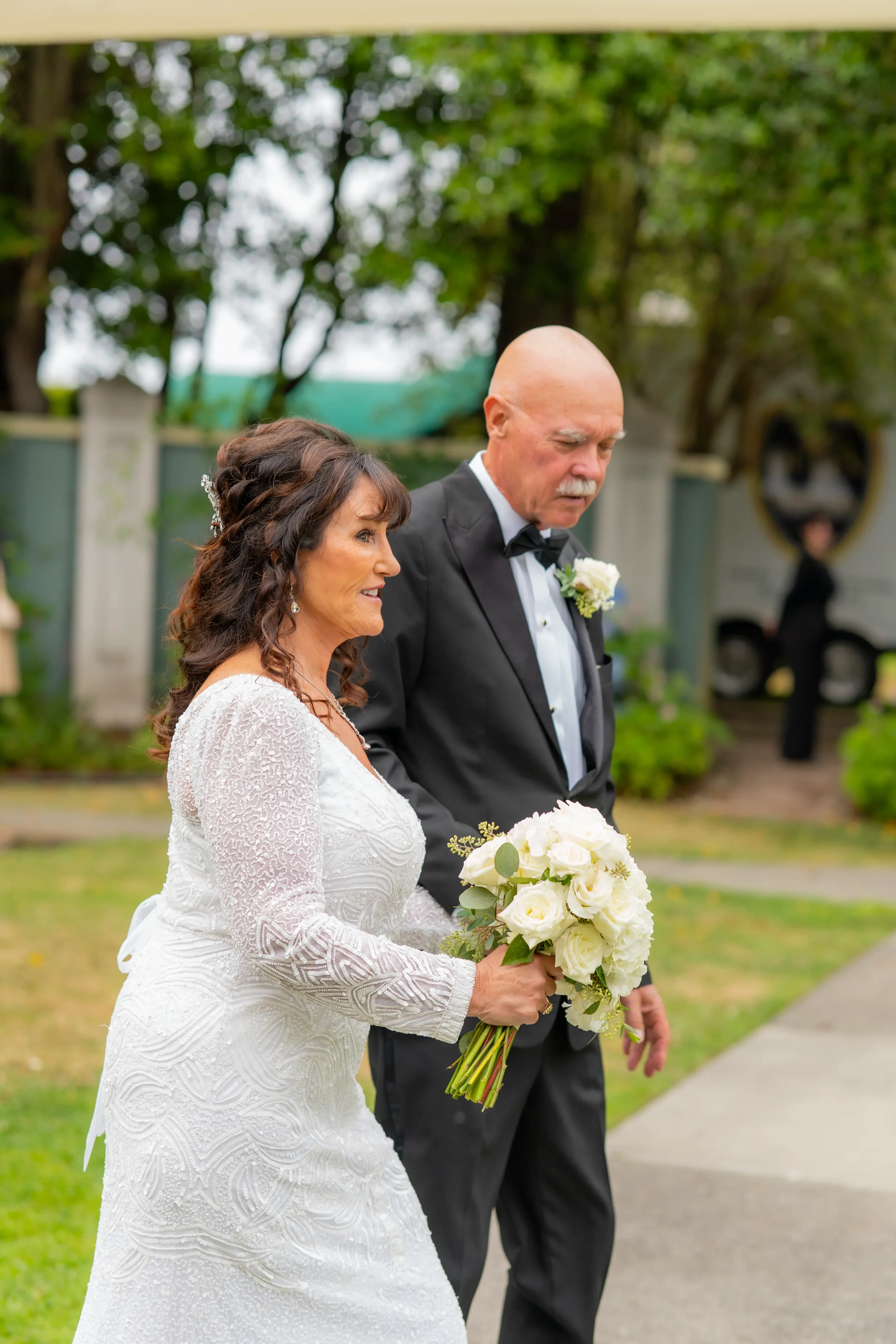 black-hills-wedding-photographer-bride-portrait-natural-light-71.webp