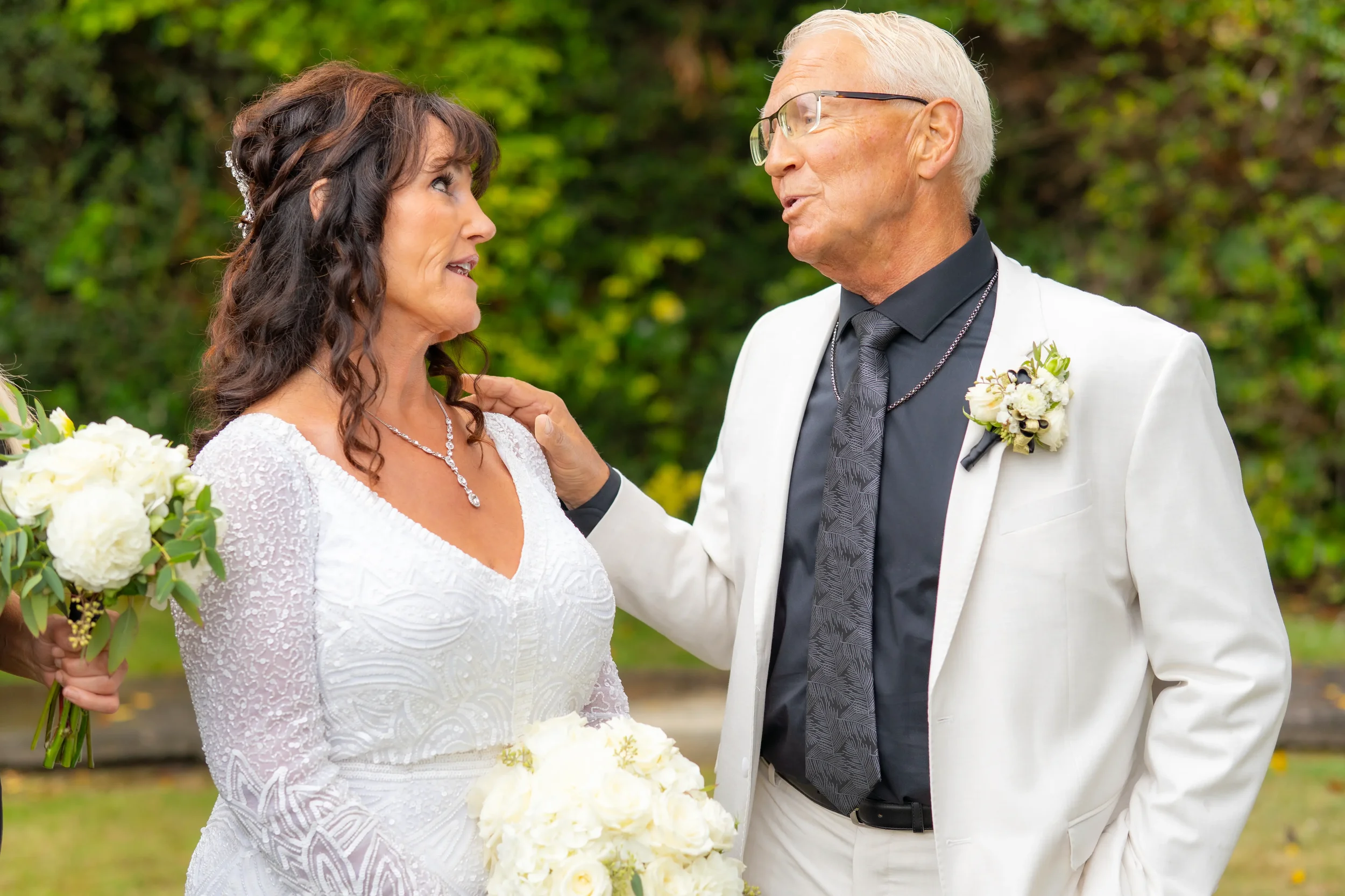 black-hills-wedding-photographer-bride-portrait-natural-light-86.webp
