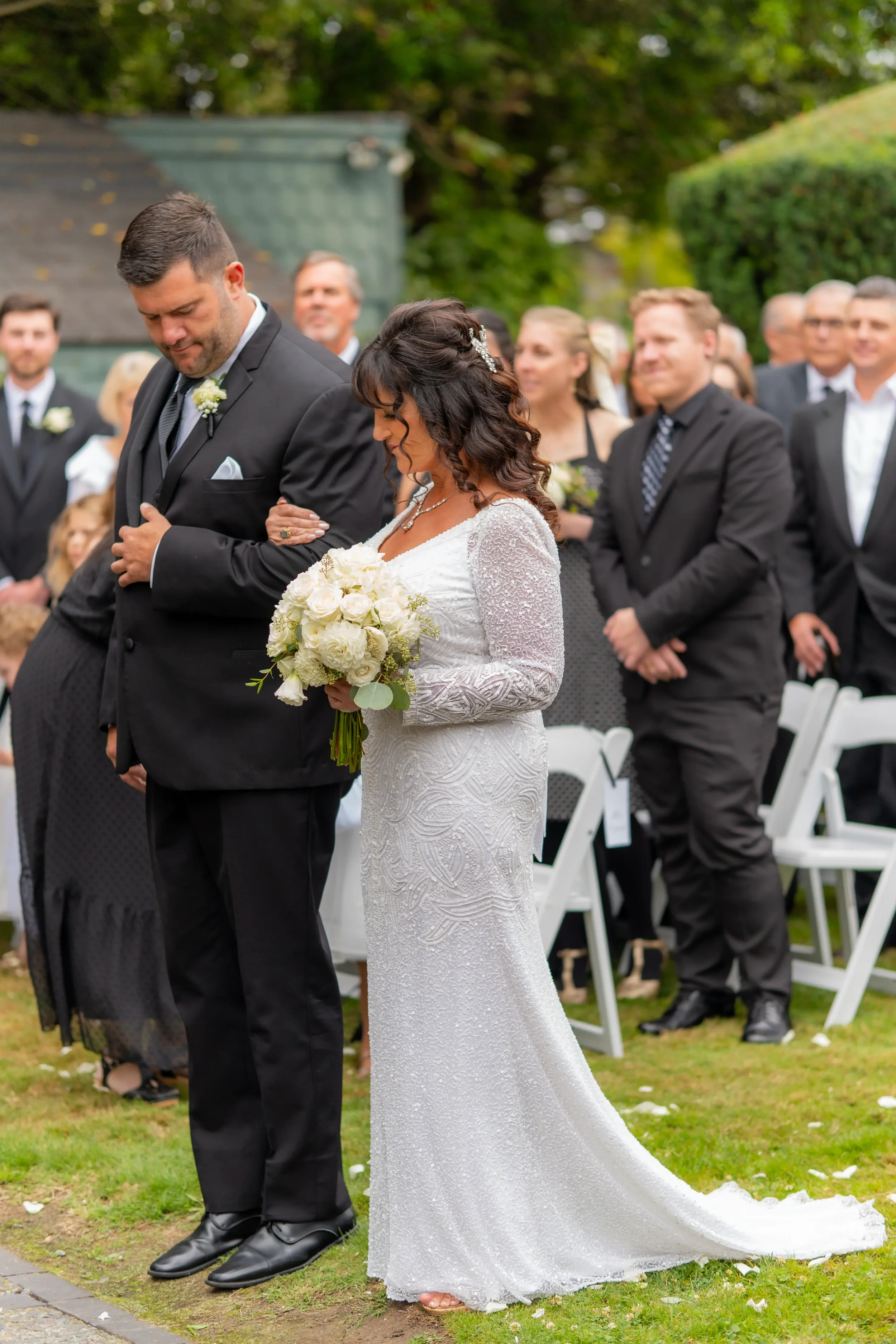 black-hills-wedding-photographer-bride-portrait-natural-light-45.webp
