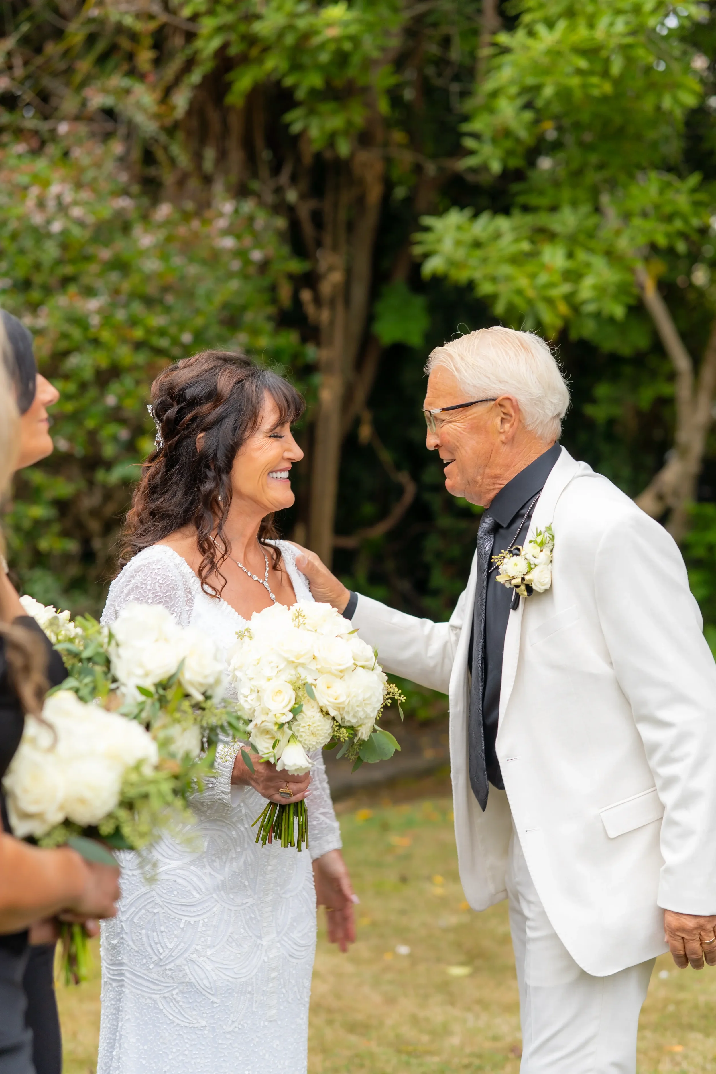 black-hills-wedding-photographer-bride-portrait-natural-light-83.webp