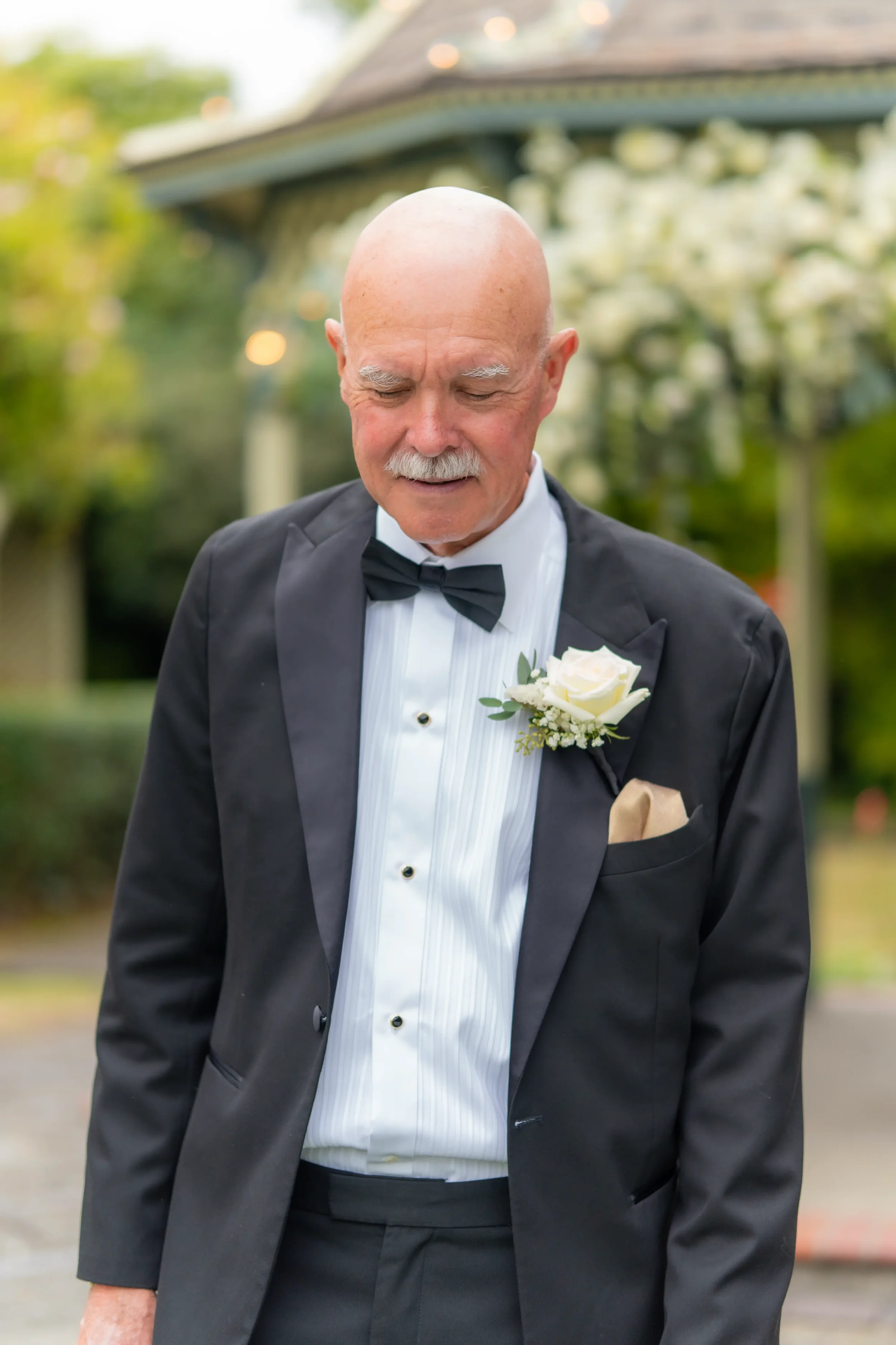 black-hills-wedding-photographer-bride-portrait-natural-light-22.webp