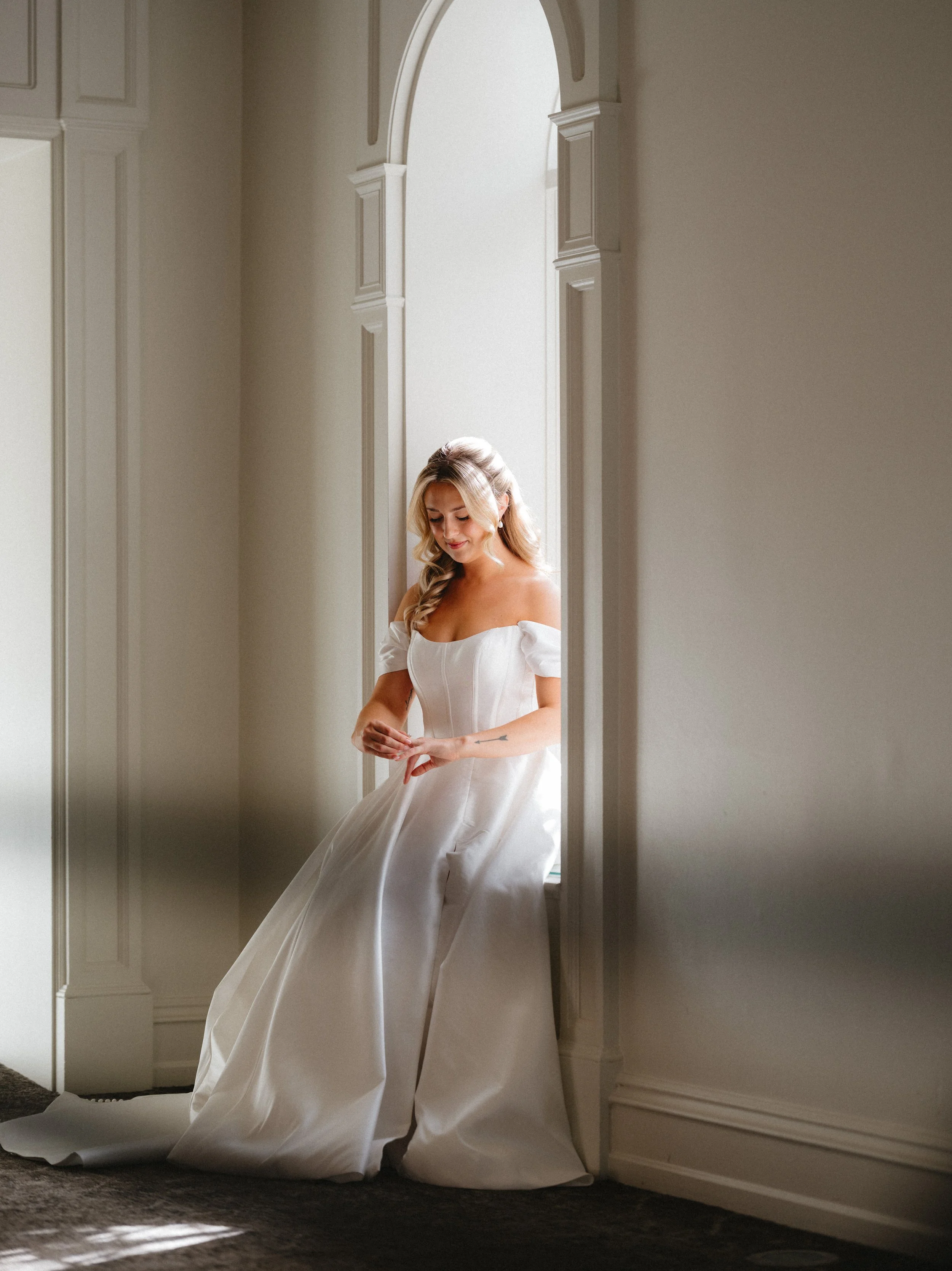 Nanina's In The Park- Wedding Venue-bride before the wed.jpg