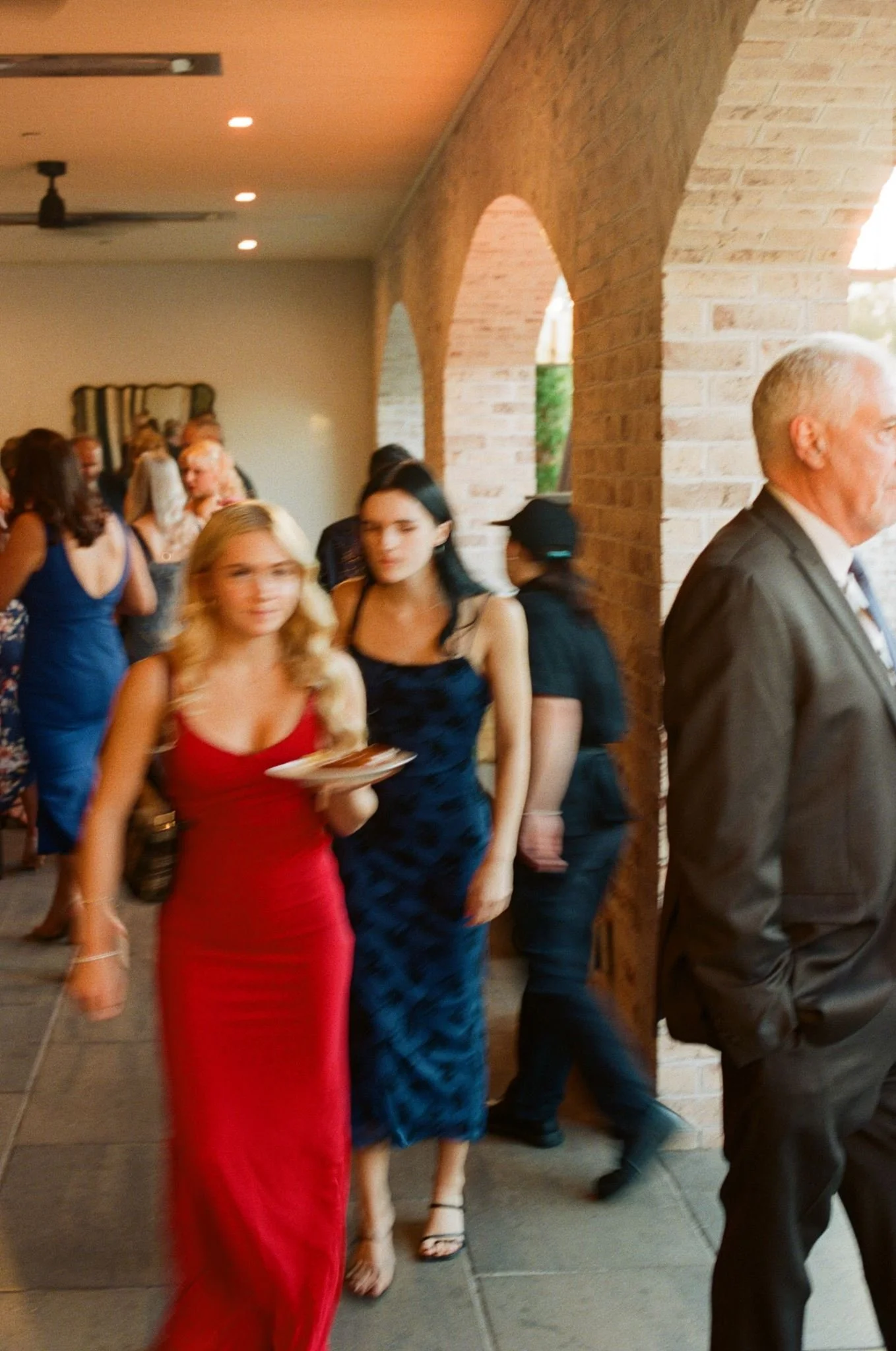 kodak_800_c_41_34939_110581_250199_000003940008.jpg