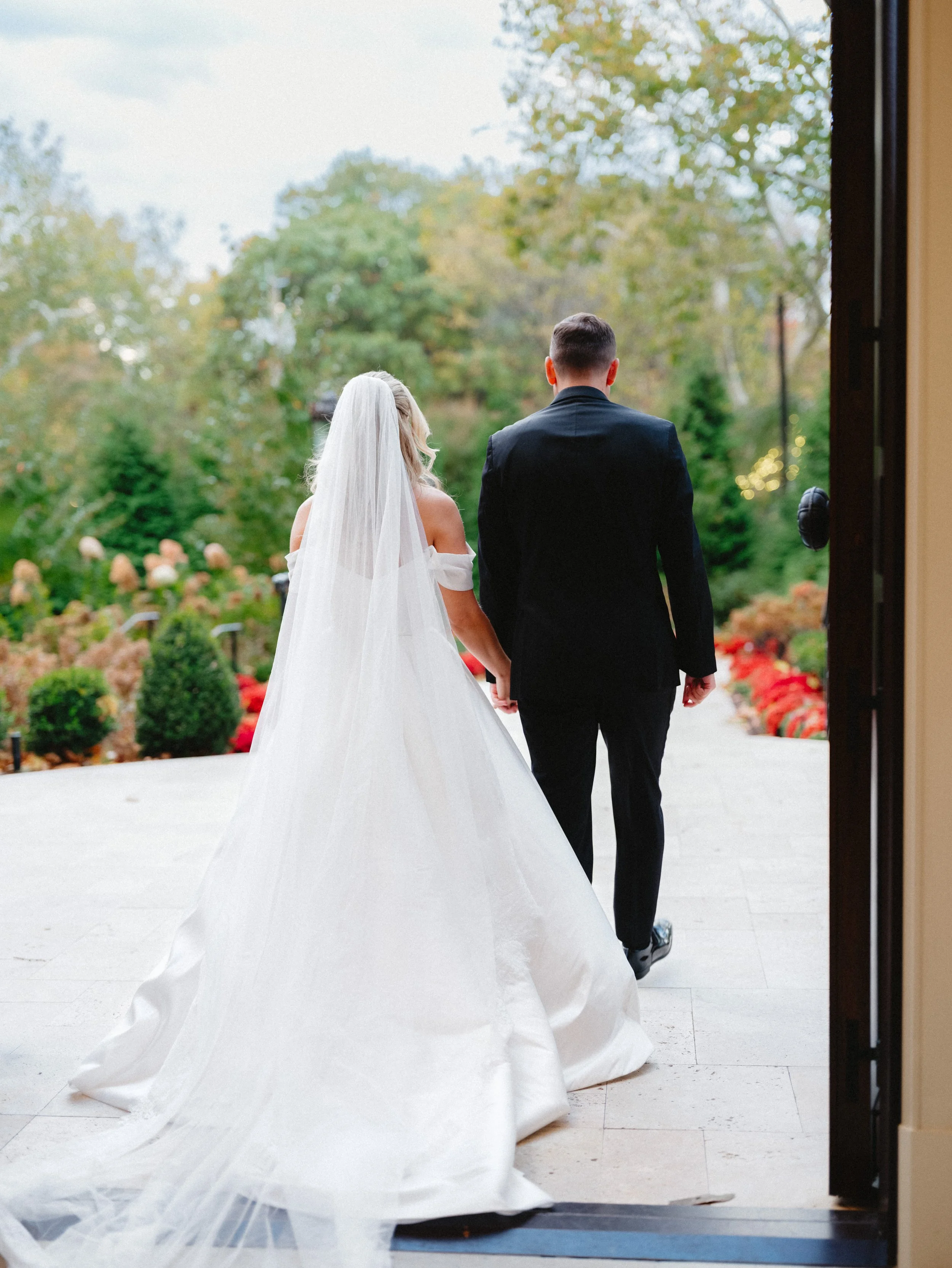 Nanina's In The Park- Wedding Venue-leaving the wedding.jpg