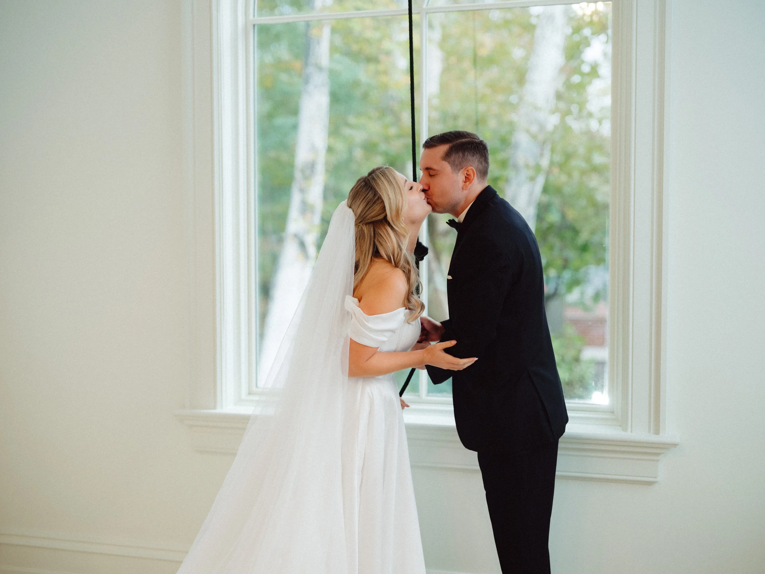 Nanina's In The Park- Wedding Venue-getting ready.jpg