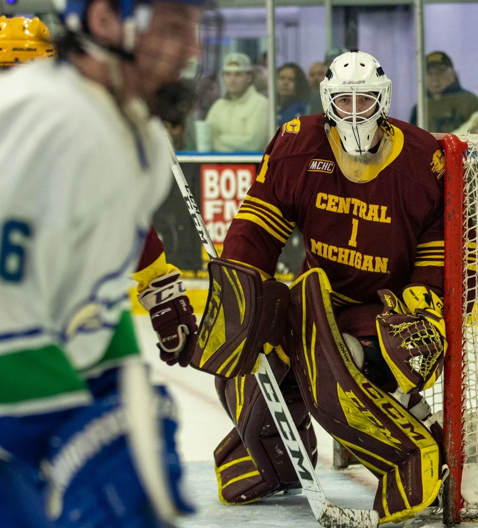 CMU_HockeyD3_1_22_22_17.jpg