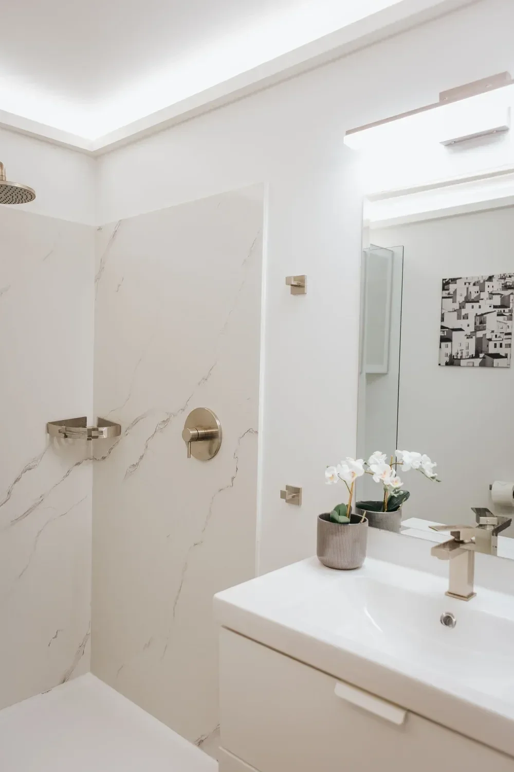 Private Caregiver's Suite Bathroom