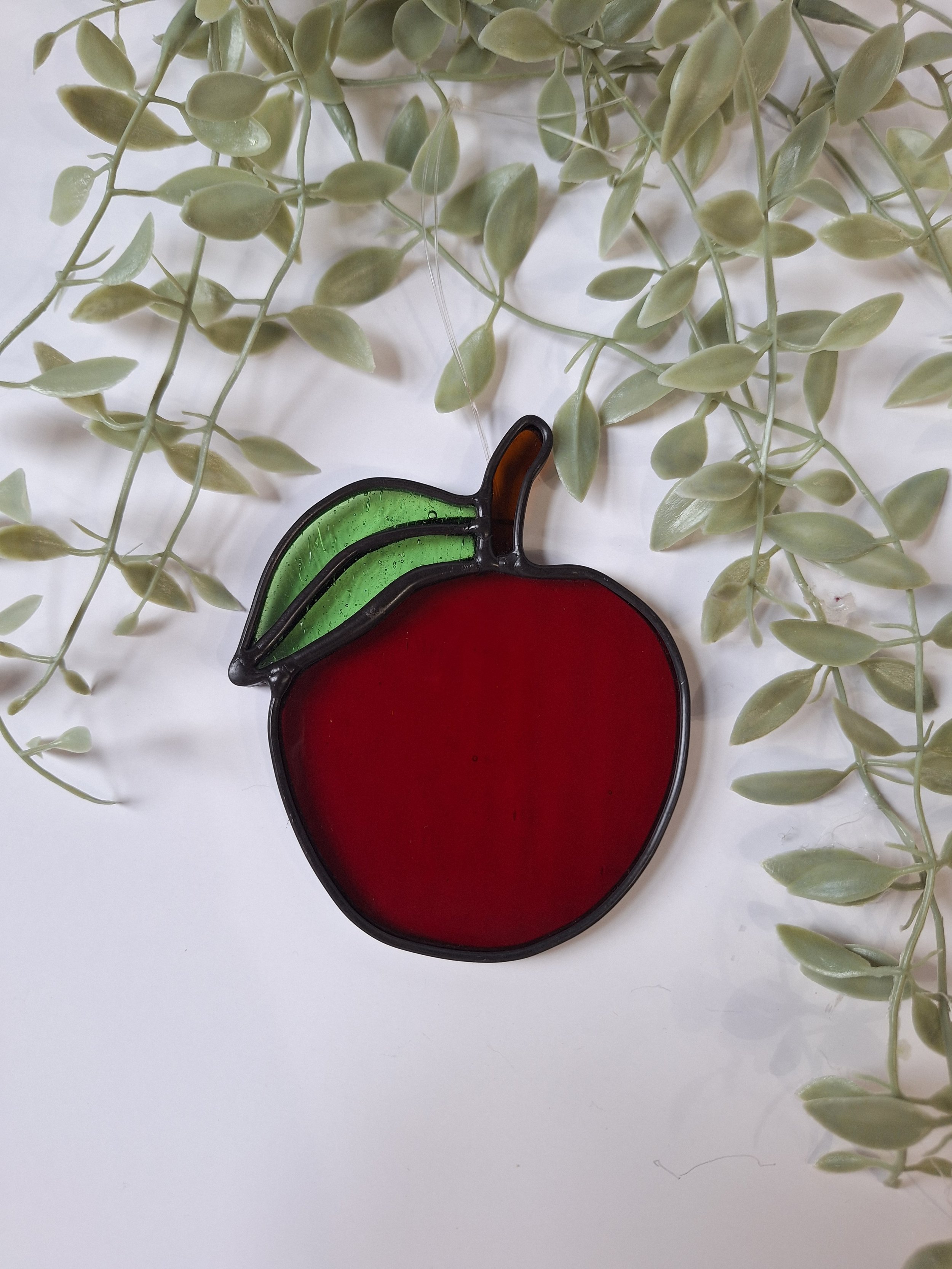 STAINED GLASS WORKSHOP - APPLE