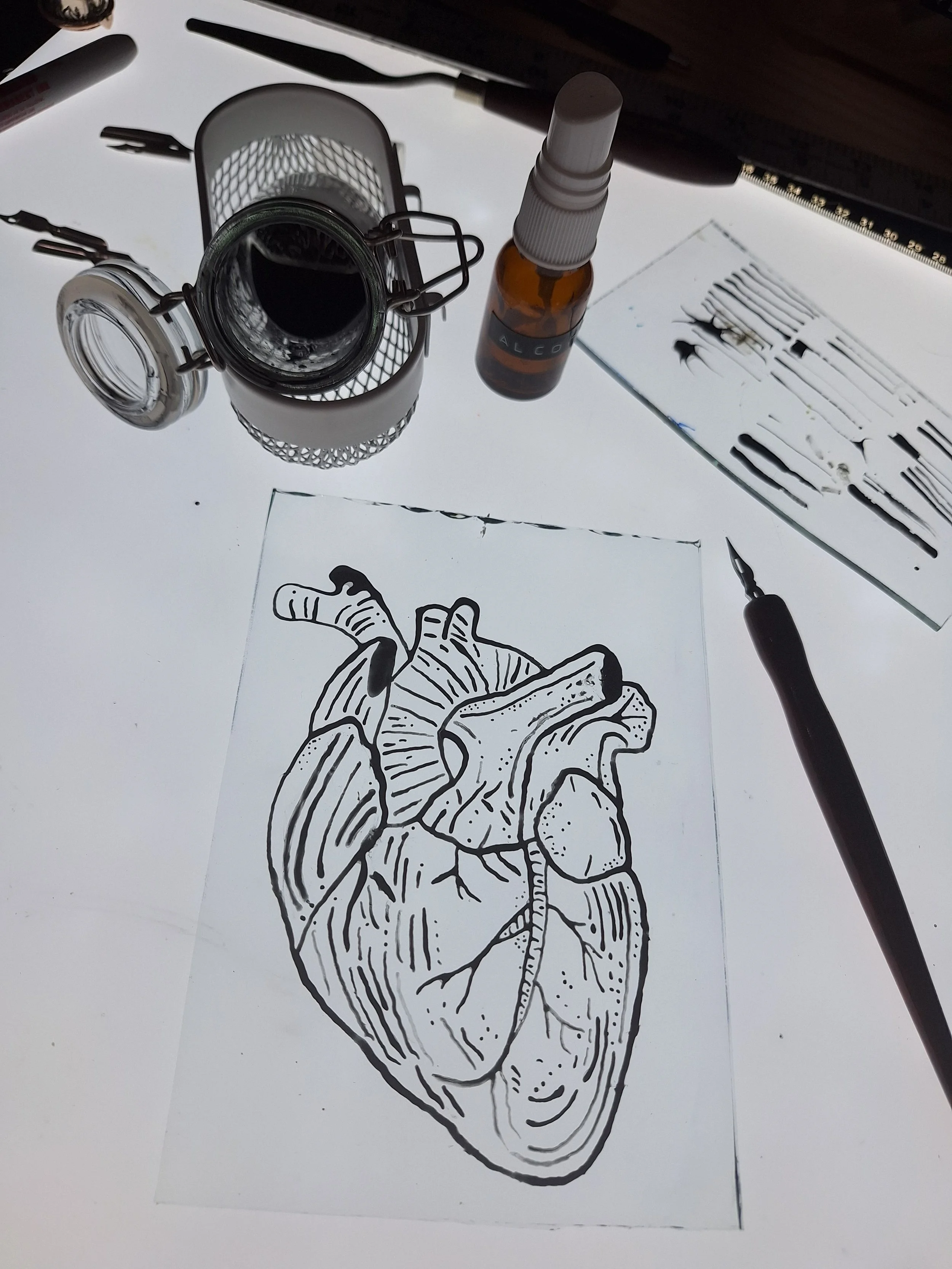 DRAWING WITH GLASS INK
