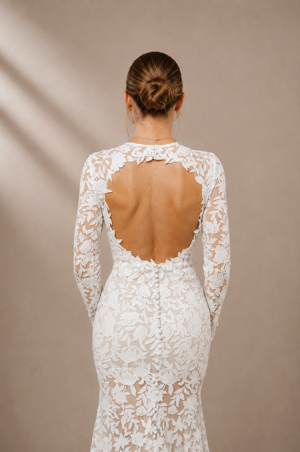 Gerbaulet_Bridal_Signature_Lacey_Dress_Back.png