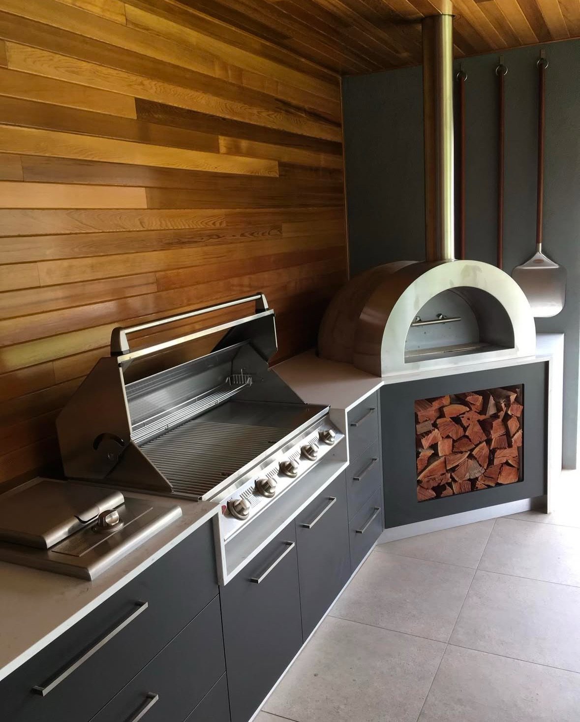 OUTDOOR KITCHEN.jpg