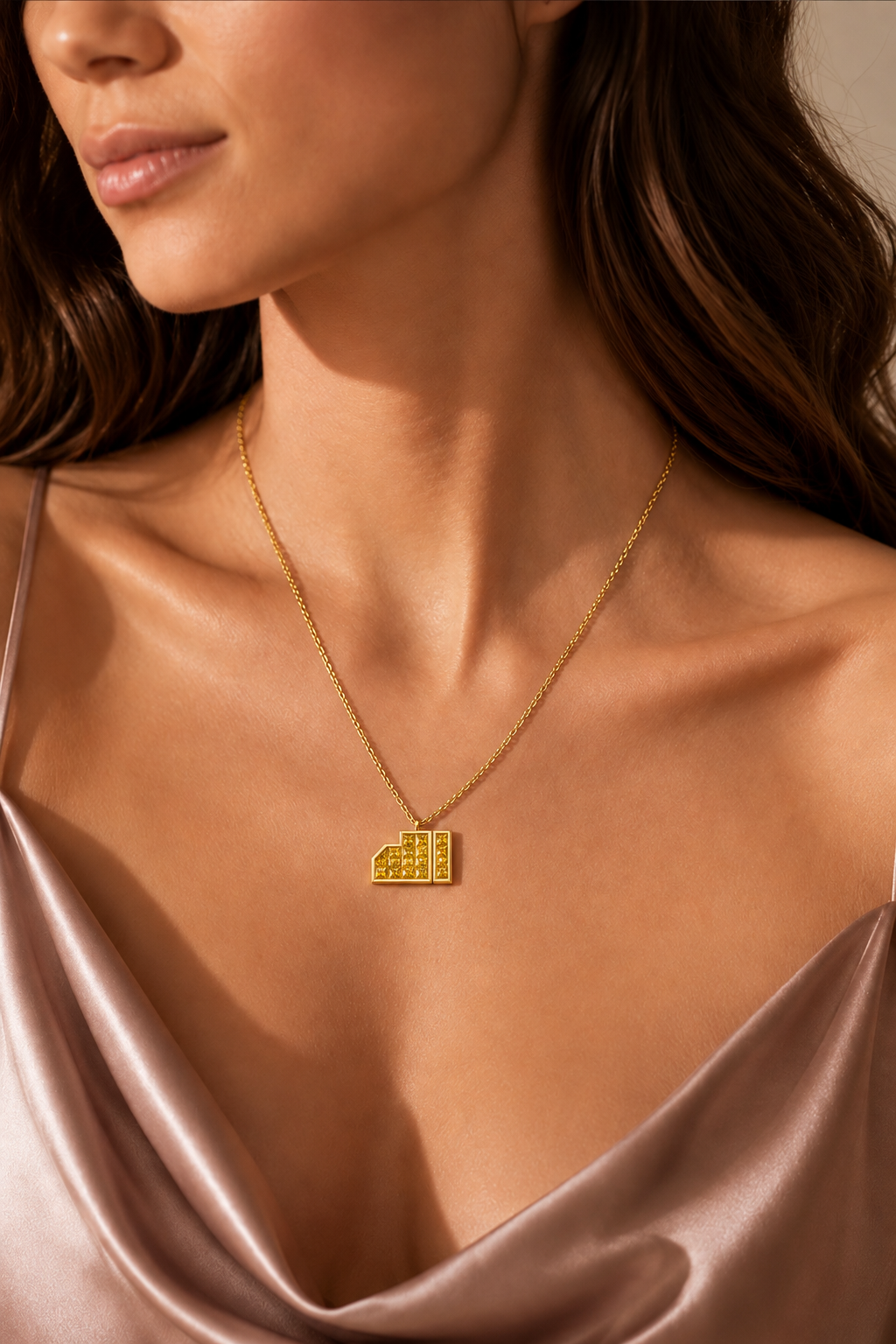 ALLAH Yellow Sapphire Pendant in 18K yellow gold worn on the neck, set with natural yellow sapphires.