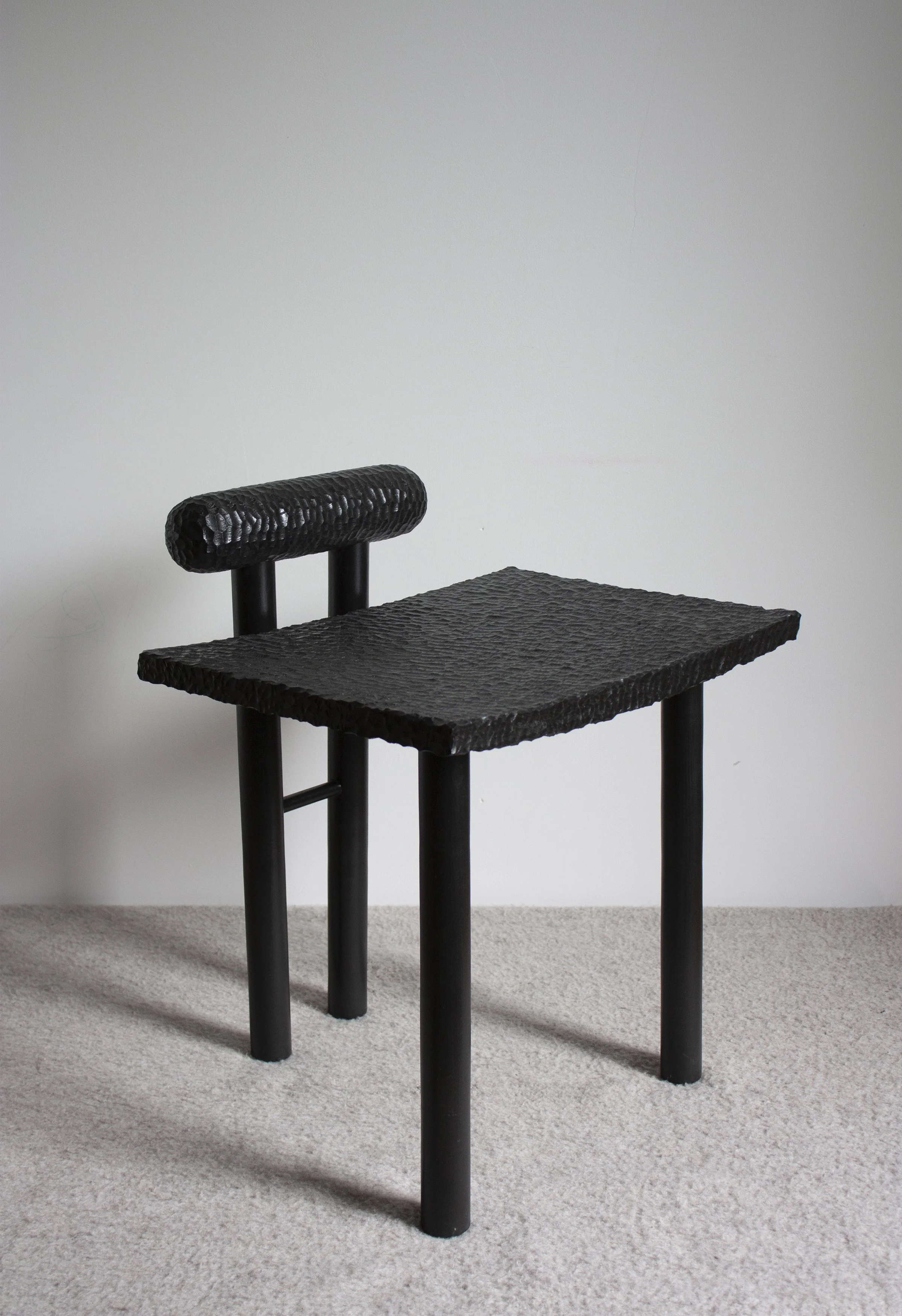 NOCTURNE tabouret 1.jpg